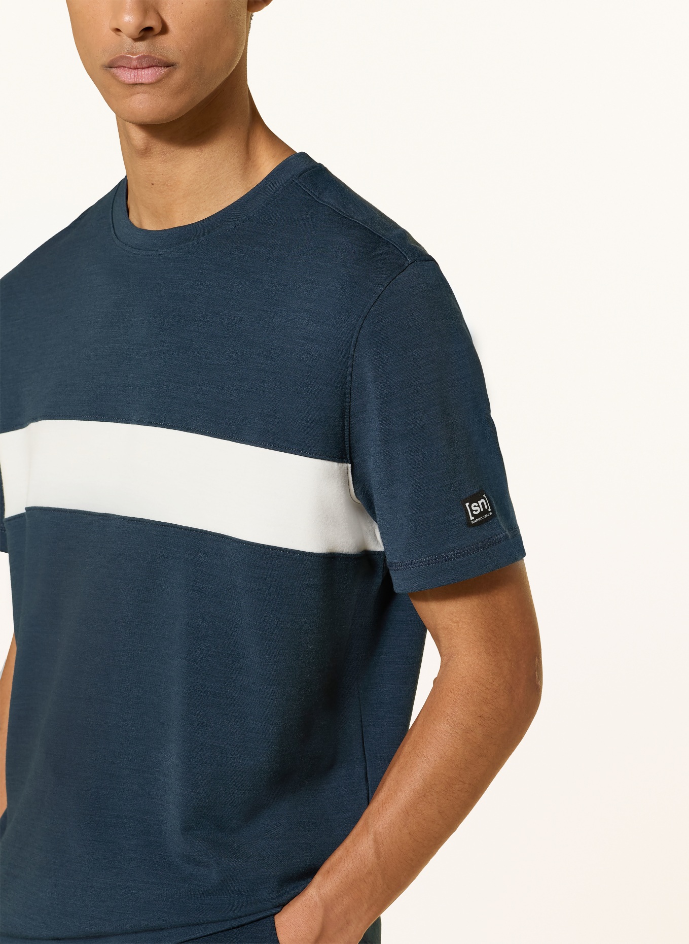 super.natural Funktionsshirt MONTANA BRUSH mit Merinowolle: DUNKELBLAU / WEISS