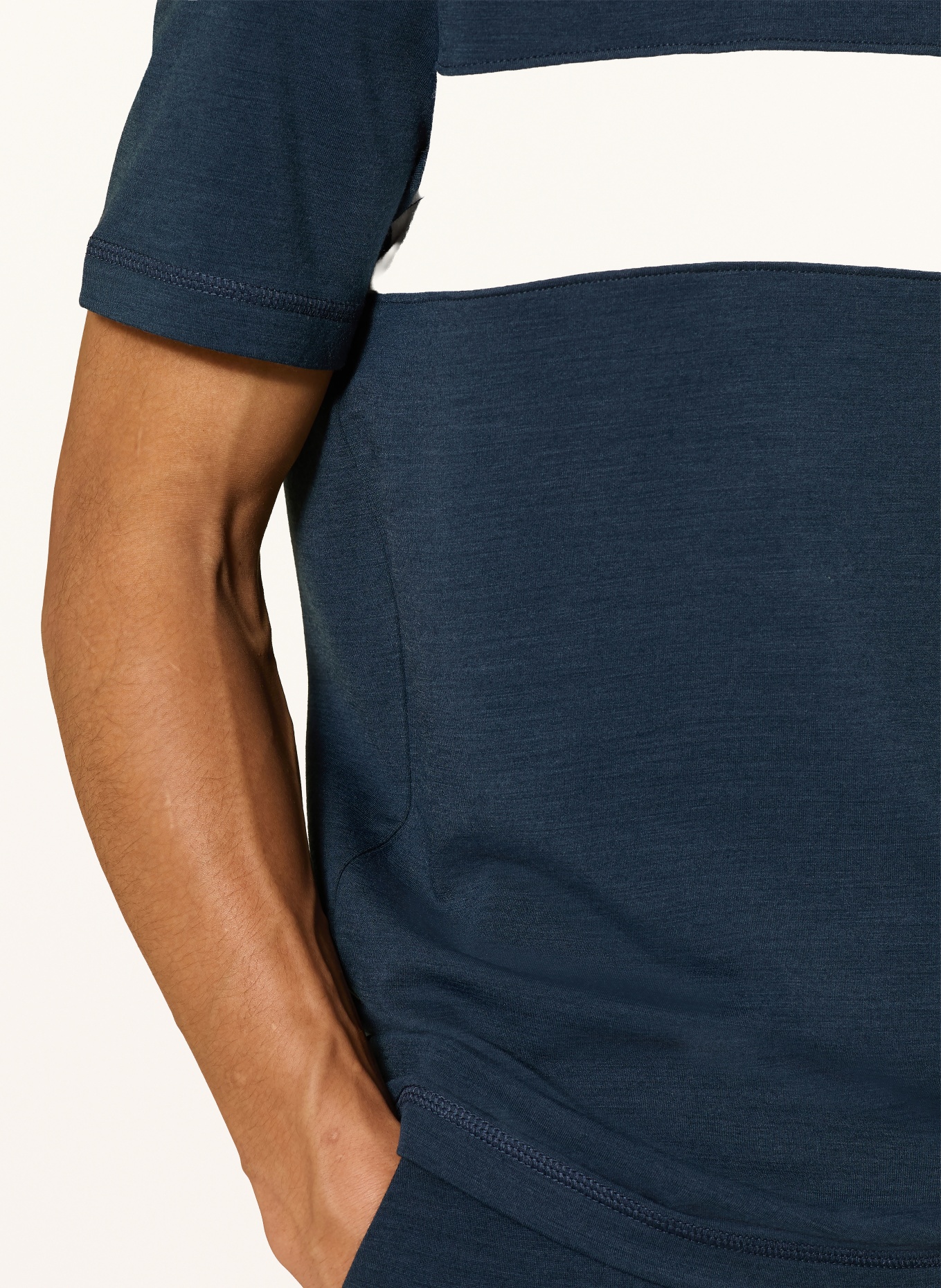 super.natural Funktionsshirt MONTANA BRUSH mit Merinowolle: DUNKELBLAU / WEISS