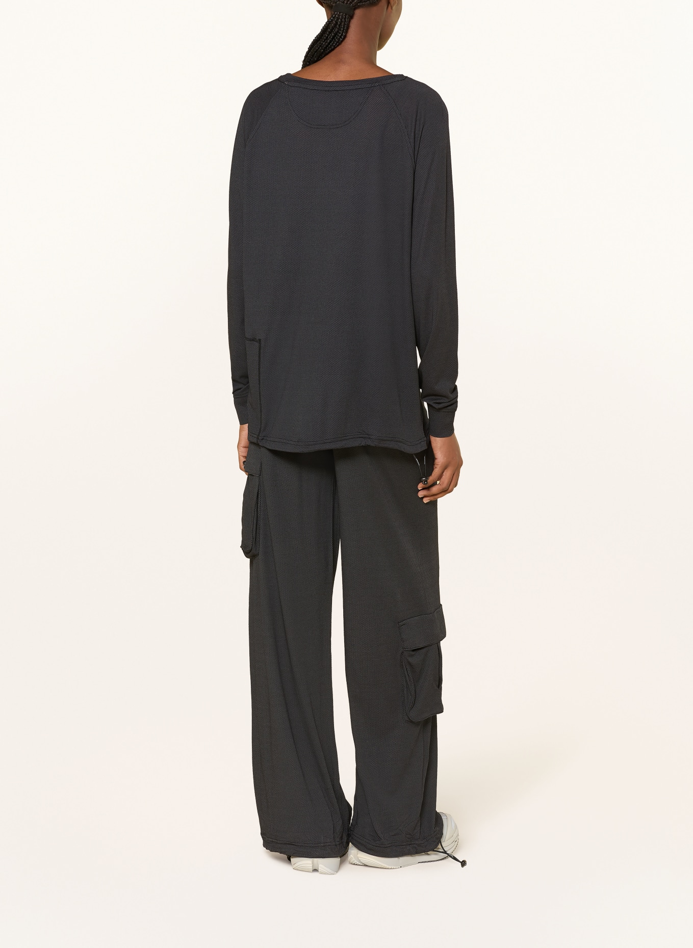 super.natural Funktionsshirt LEISURE AIR mit Merinowolle: SCHWARZ