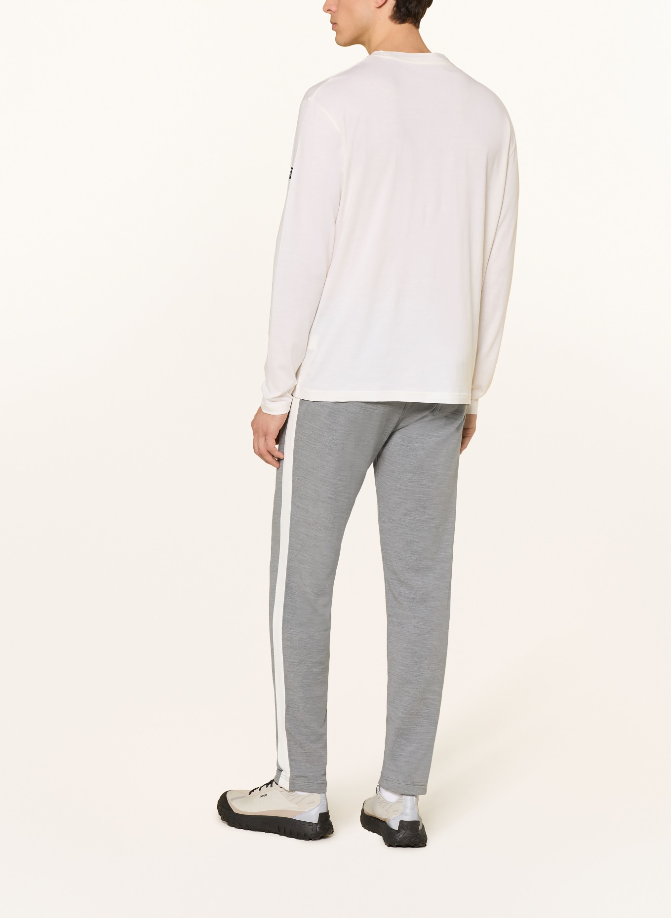 super.natural CASUAL Performance Shirt with Merino Wool: CREAM