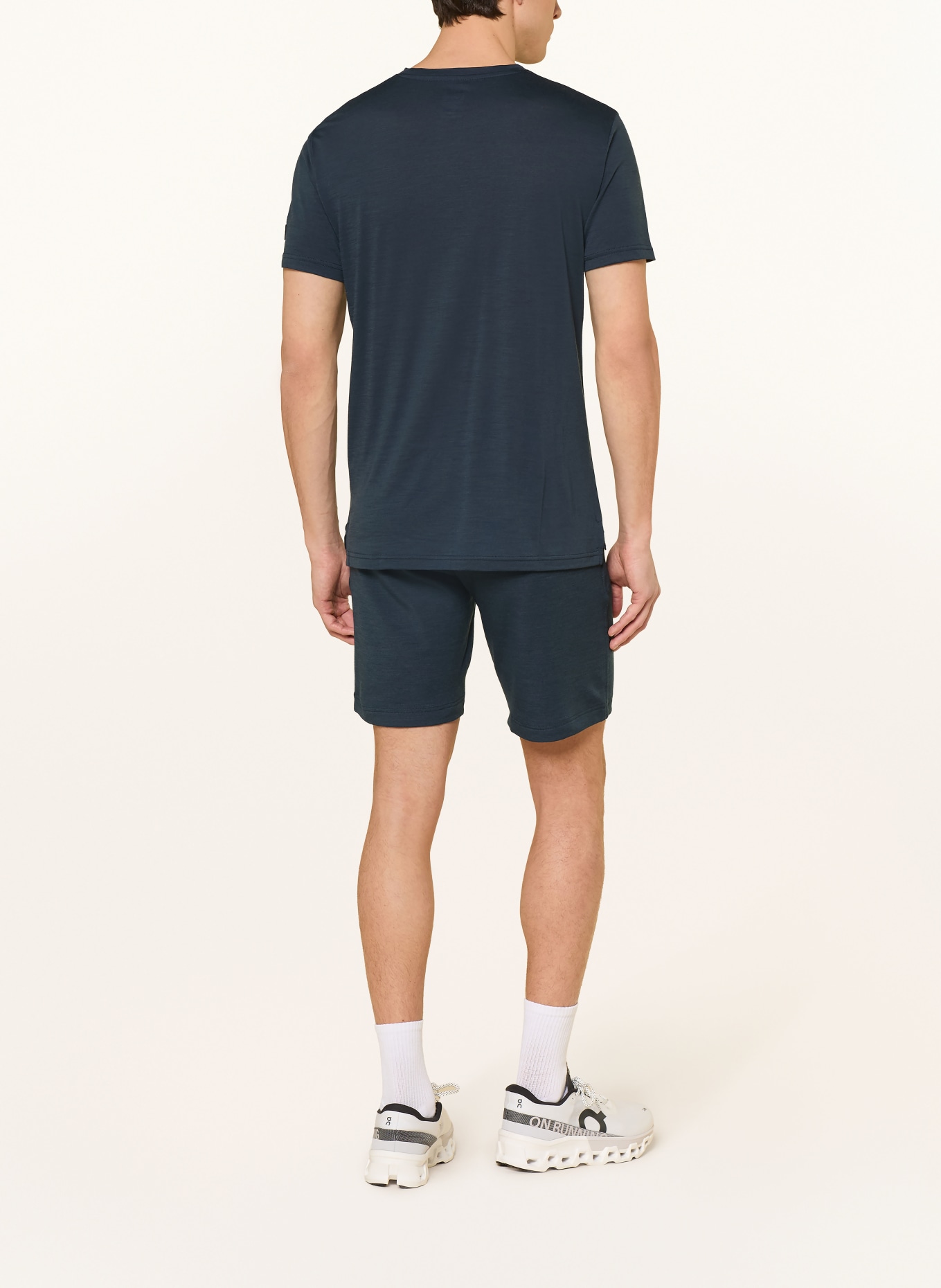 super.natural Funktionsshirt JOHNNY mit Merinowolle: DUNKELBLAU / ROT / WEISS