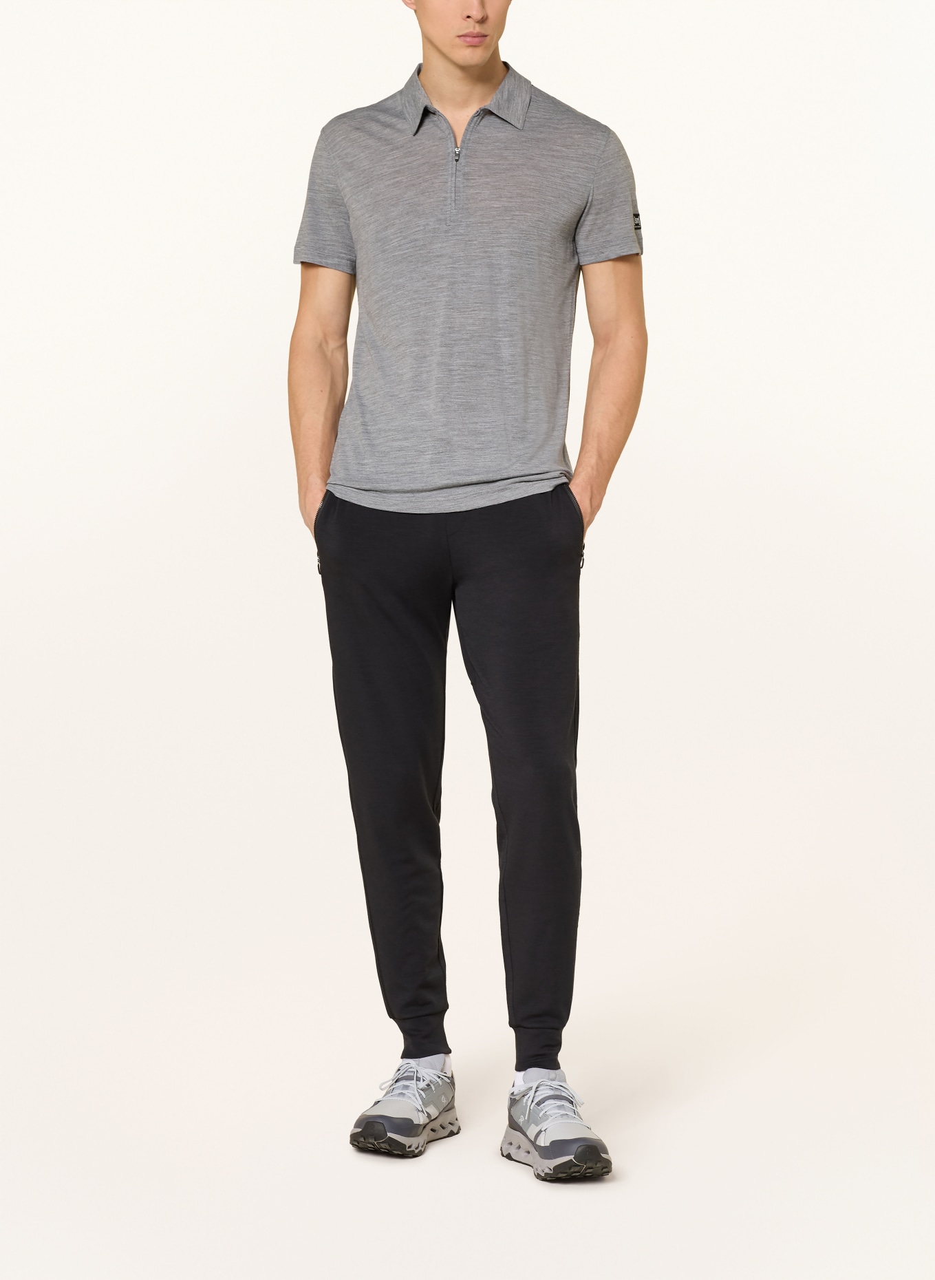 super.natural Funktions-Poloshirt mit Merinowolle: GRAU