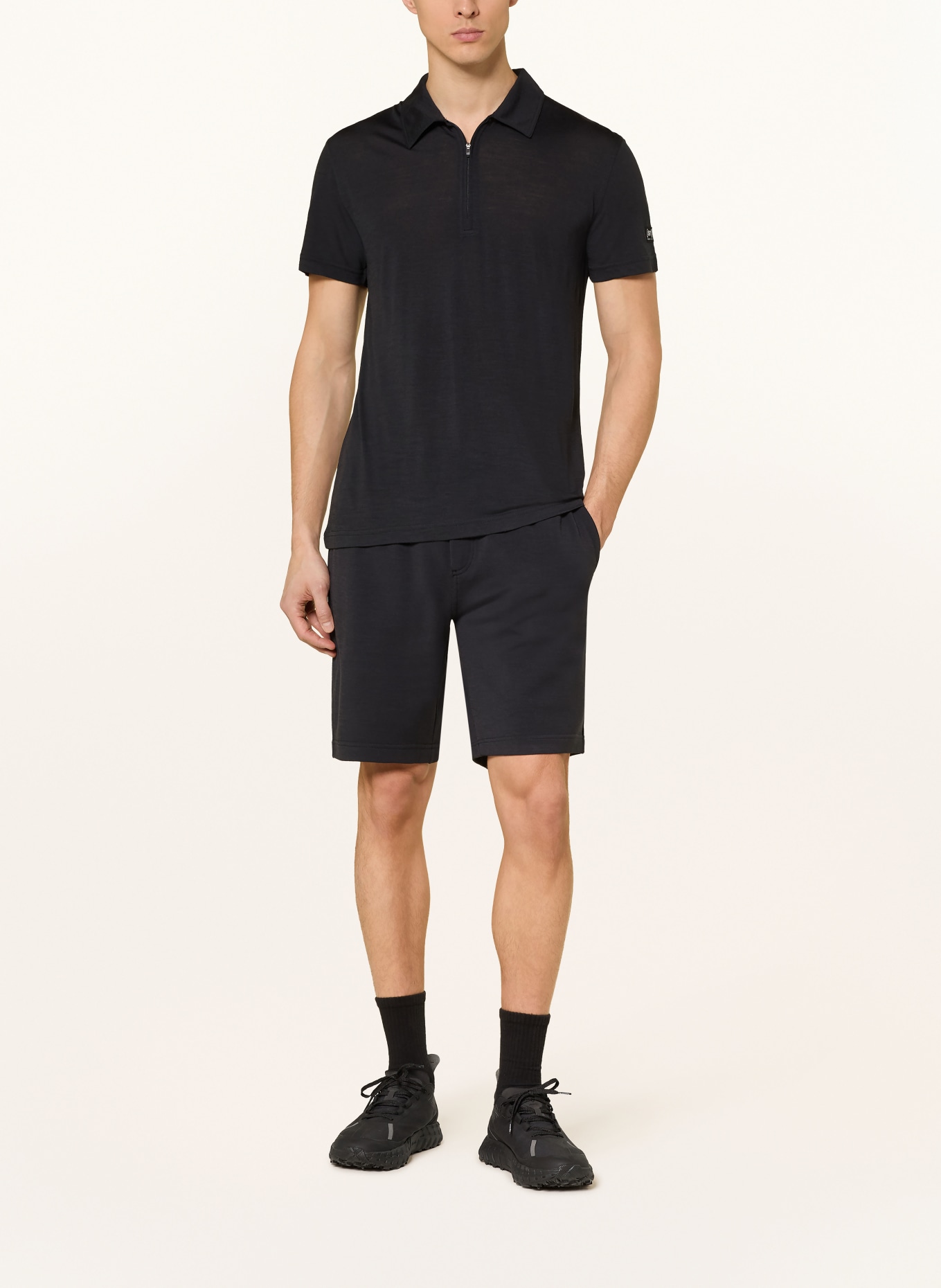super.natural Sweatshorts SOLUTION mit Merinowolle: SCHWARZ