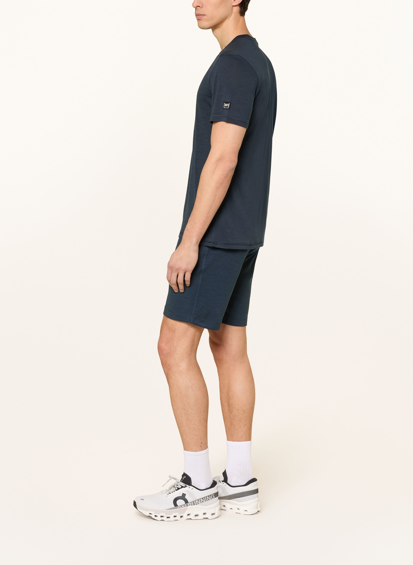 super.natural Sweatshorts SOLUTION mit Merinowolle: DUNKELBLAU