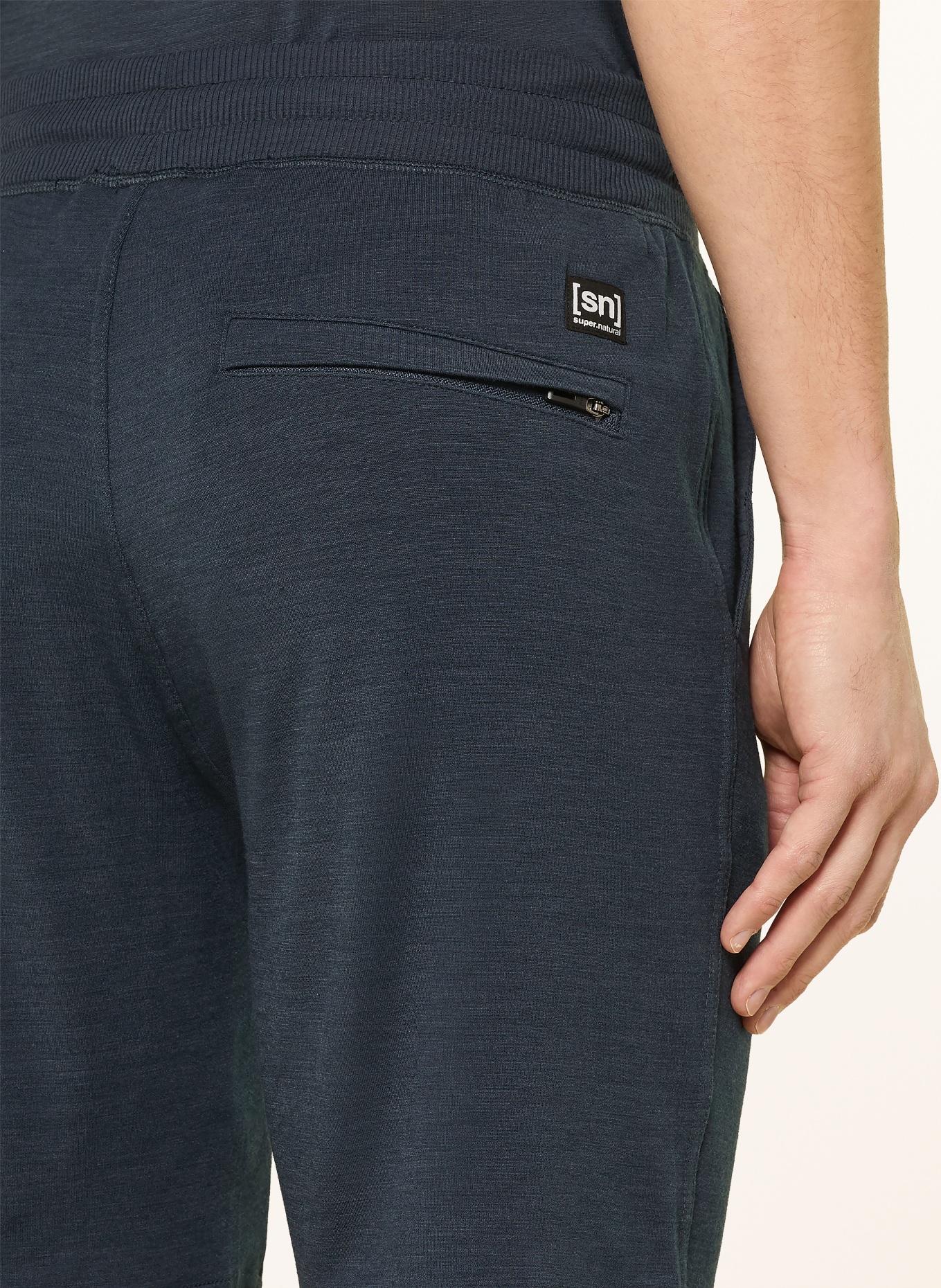 super.natural Sweatshorts SOLUTION mit Merinowolle: DUNKELBLAU