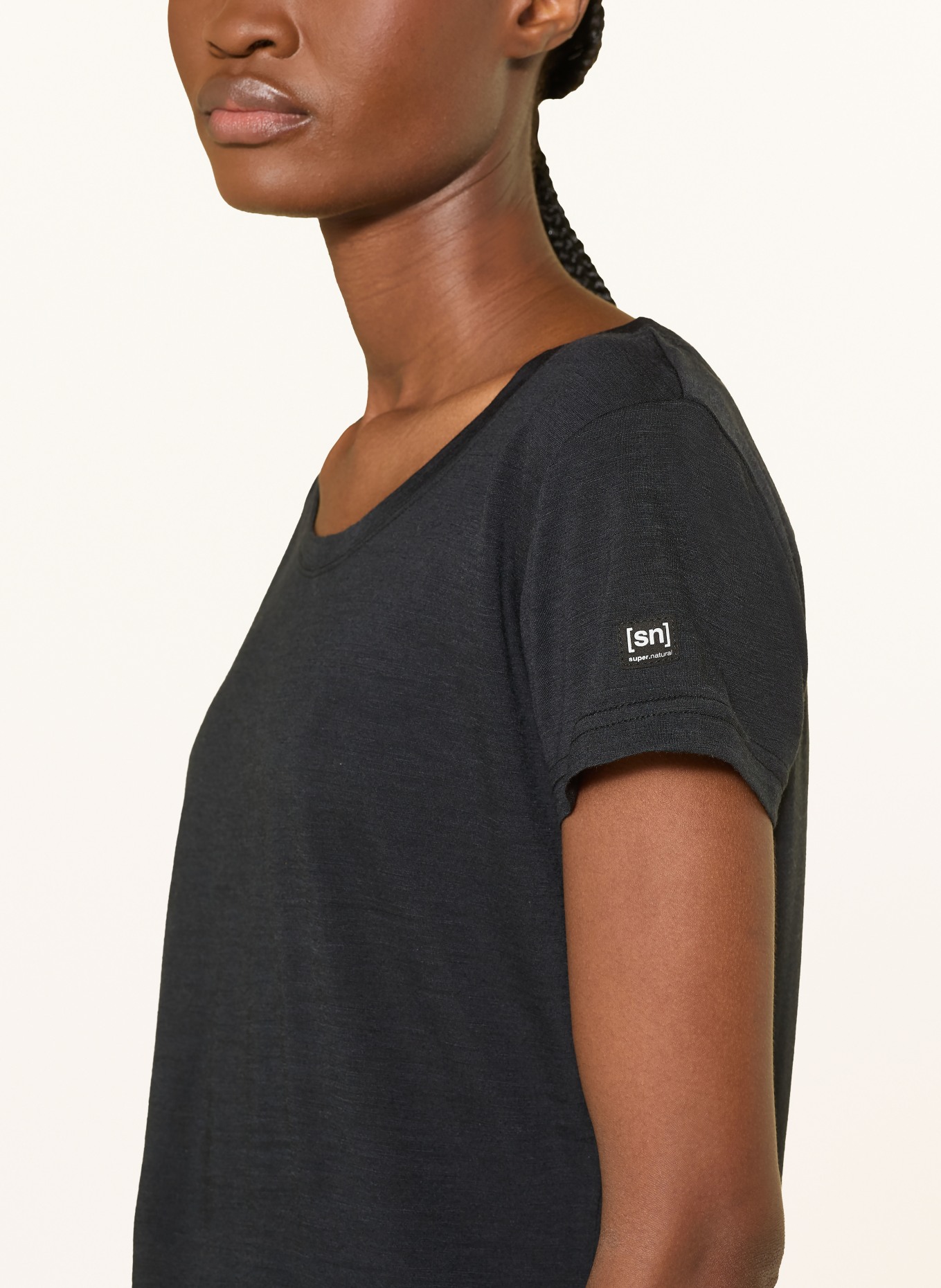 super.natural Funktionsshirt MIDSUMMER mit Merinowolle: SCHWARZ