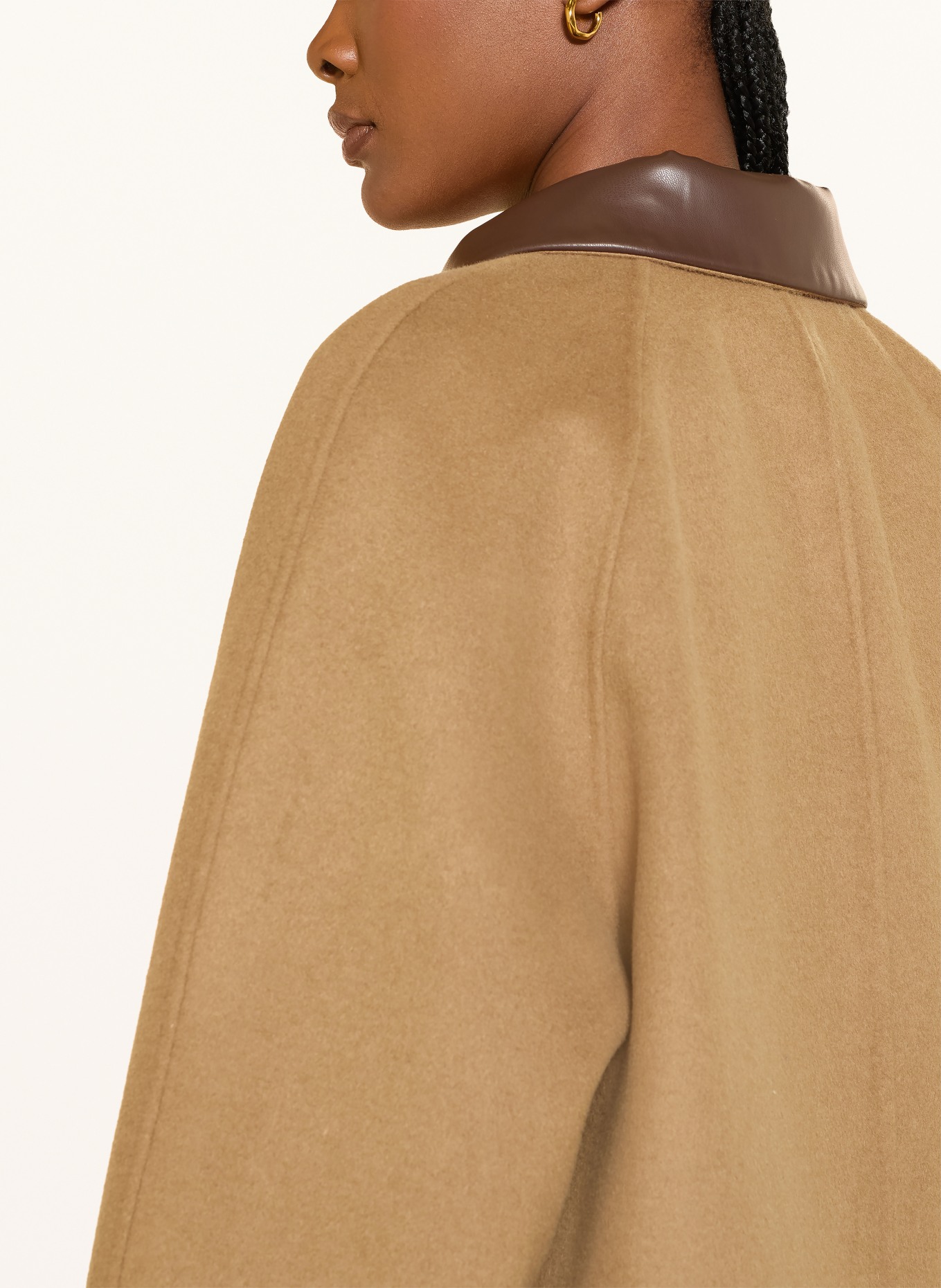 maje Jacke mit abnehmbarer Kapuze: BEIGE / DUNKELBRAUN / DUNKELBLAU