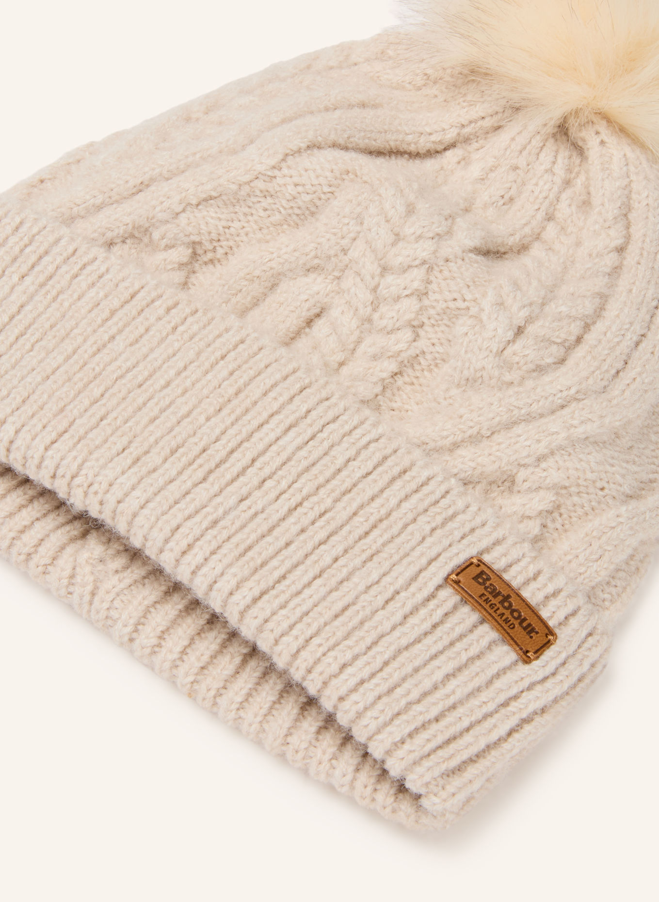 Barbour Căciulă ELSDON cu blană artificială: CREM
