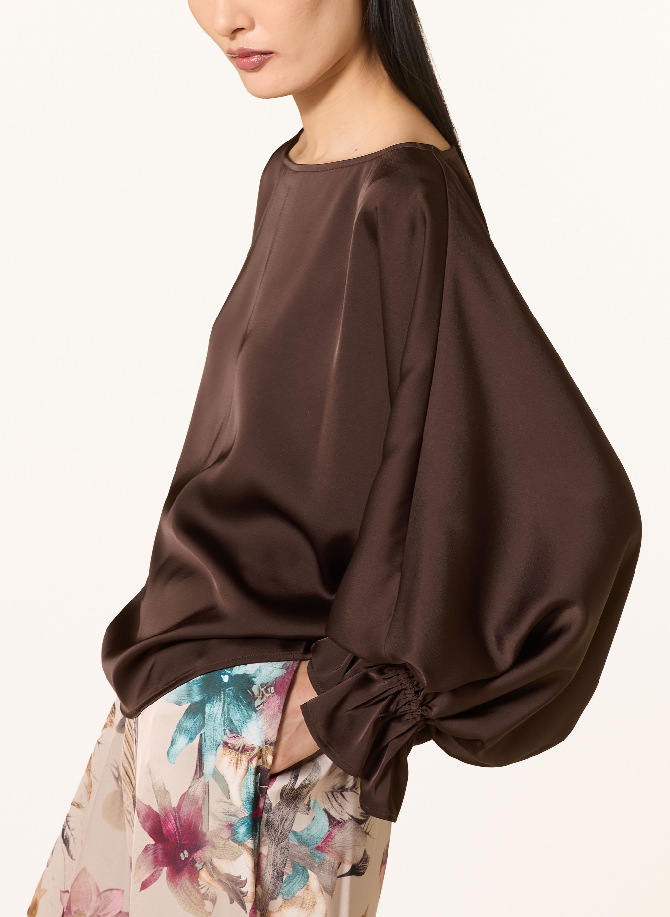 V by Vera Mont Satin blouse with ruffles: DARK BROWN