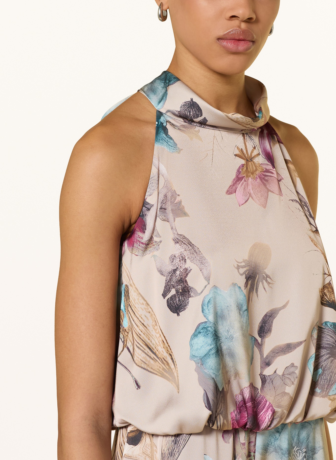 V by Vera Mont Satijnen jumpsuit: BEIGE / ROZE / PETROL