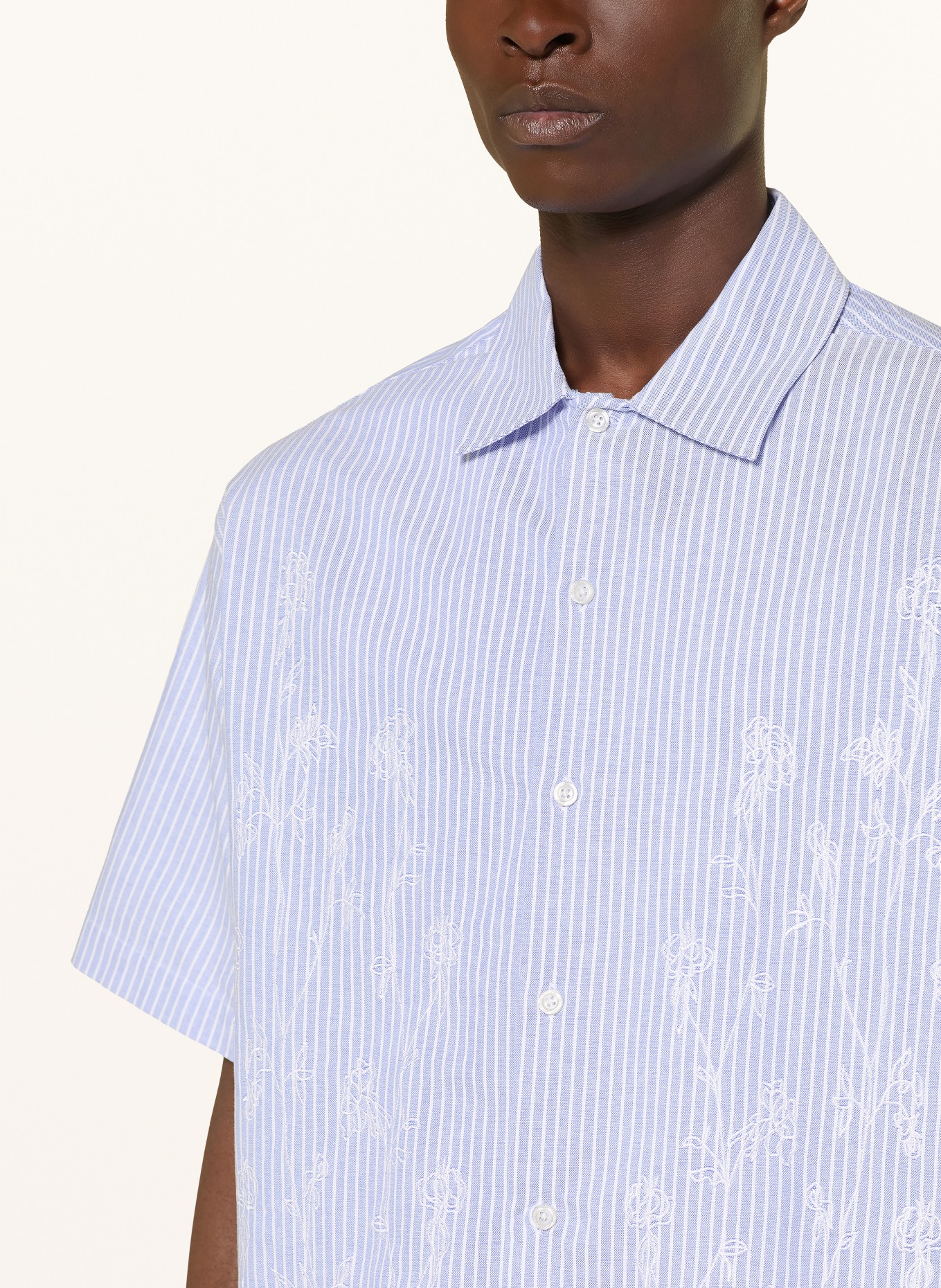 WOODBIRD Kurzarm-Hemd Comfort Fit: HELLBLAU / WEISS