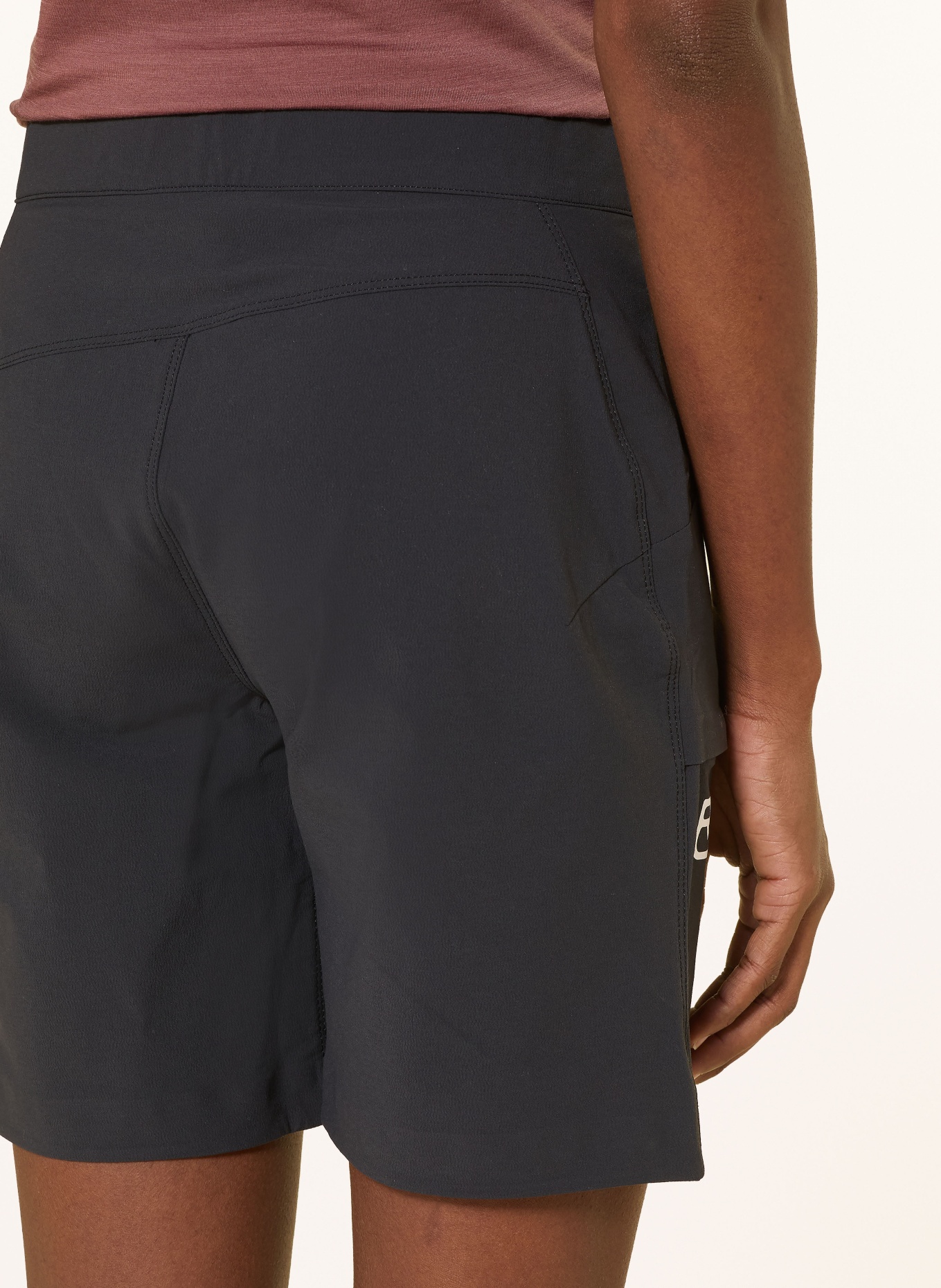 ORTOVOX BRENTA Trekking Shorts: BLACK