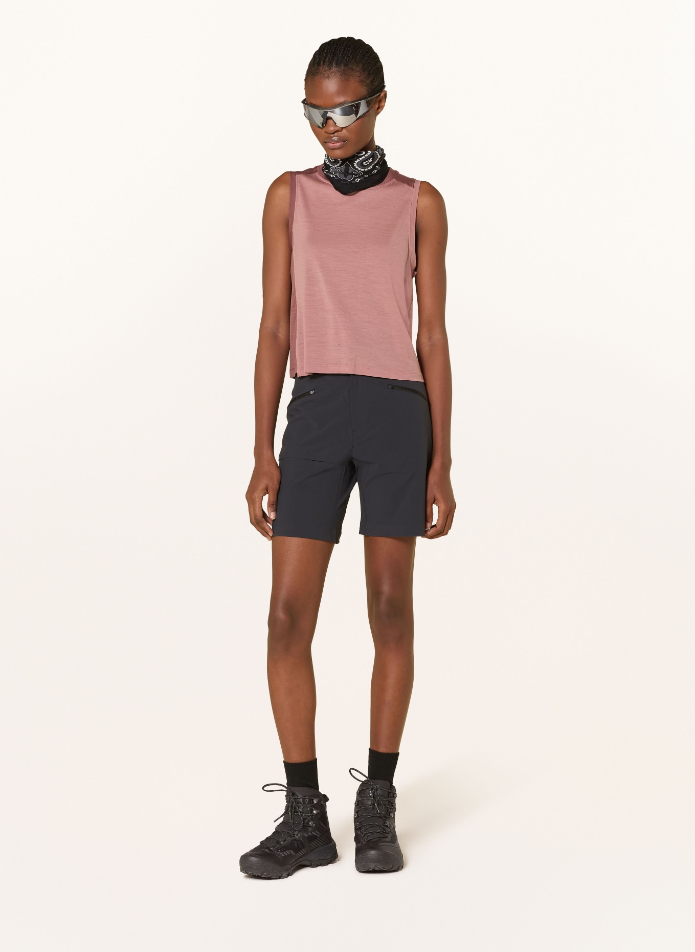 ORTOVOX BRENTA Trekking Shorts: BLACK