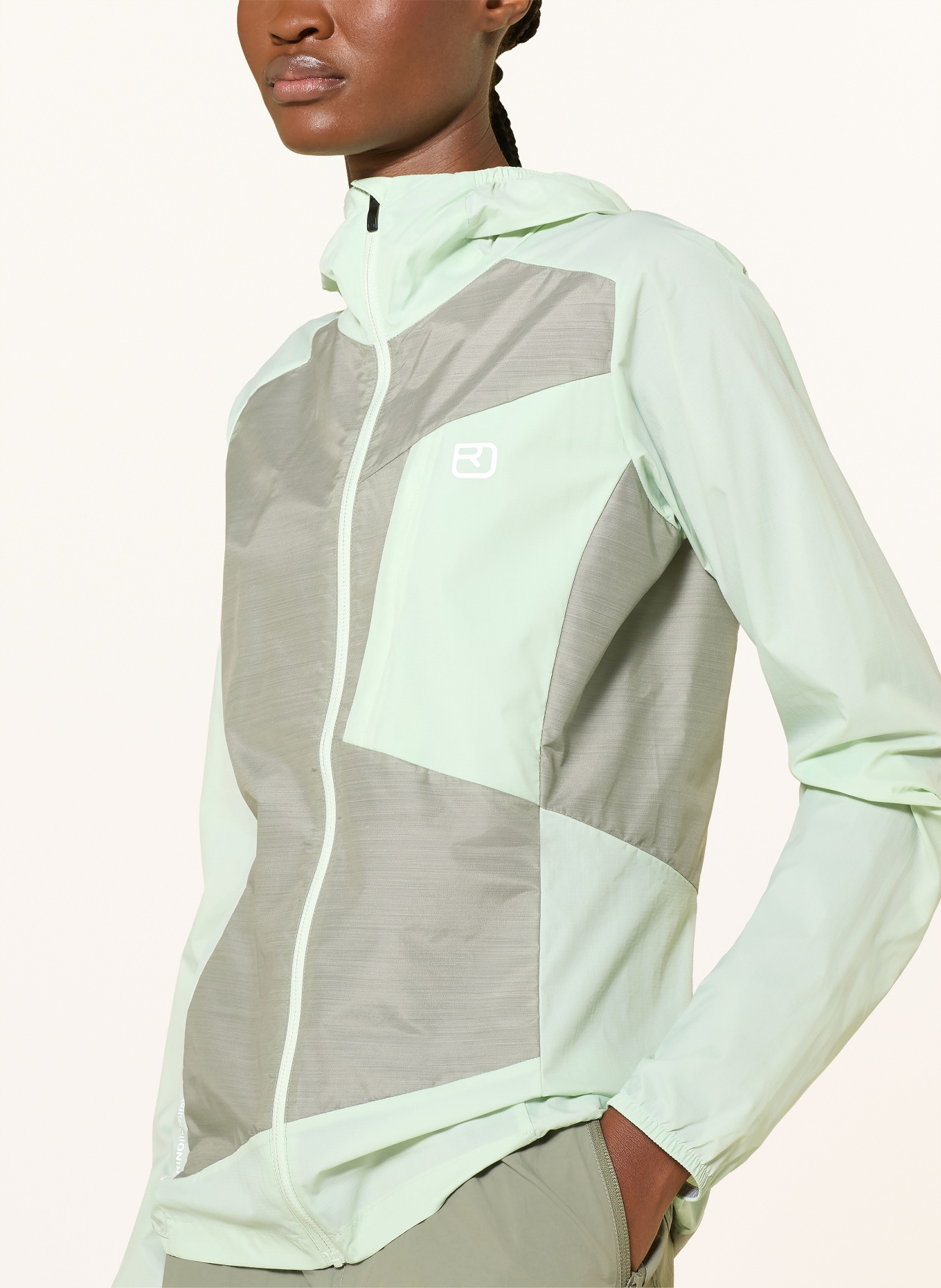 ORTOVOX TRACE Windbreaker: MINT / GRAY