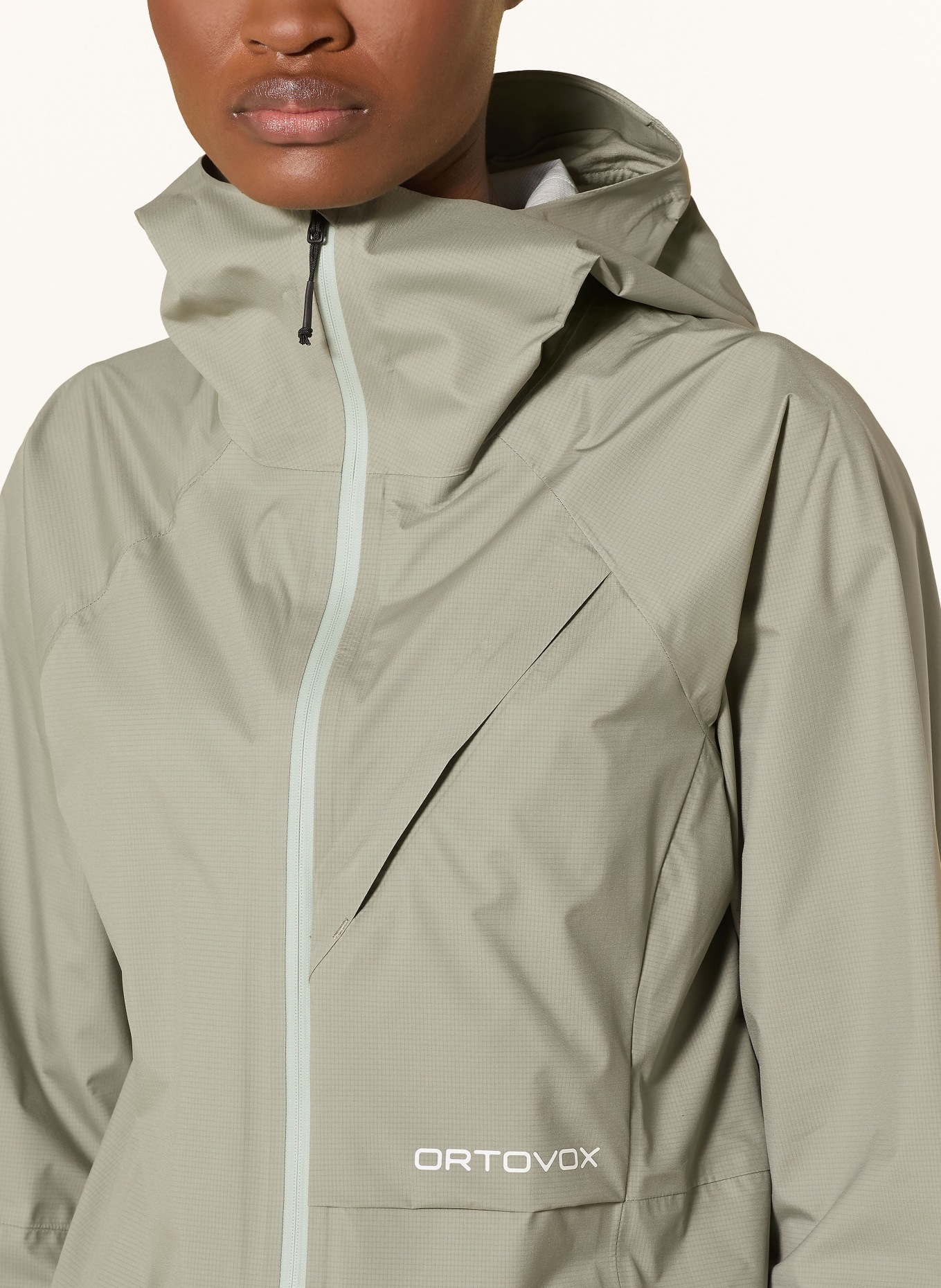 ORTOVOX Funktionsjacke TRACE 2.5L: HELLGRÜN