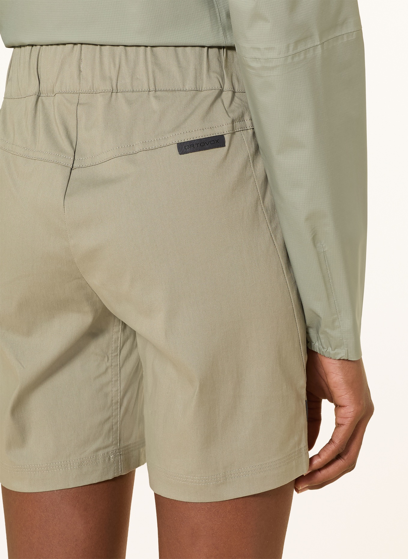ORTOVOX Trekkingshorts AFFINITY: HELLGRÜN