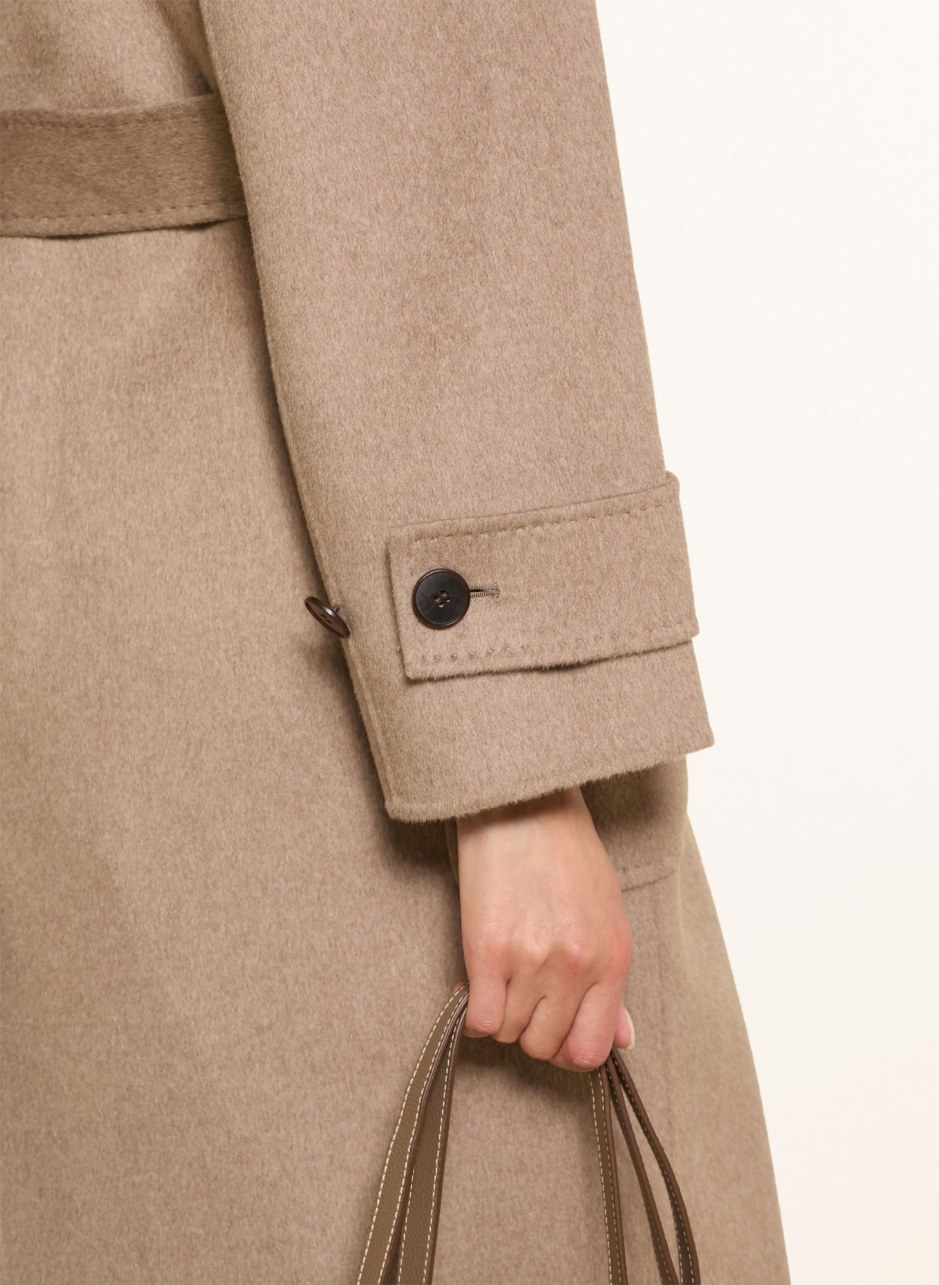 (THE MERCER) N.Y. Mantel: TAUPE