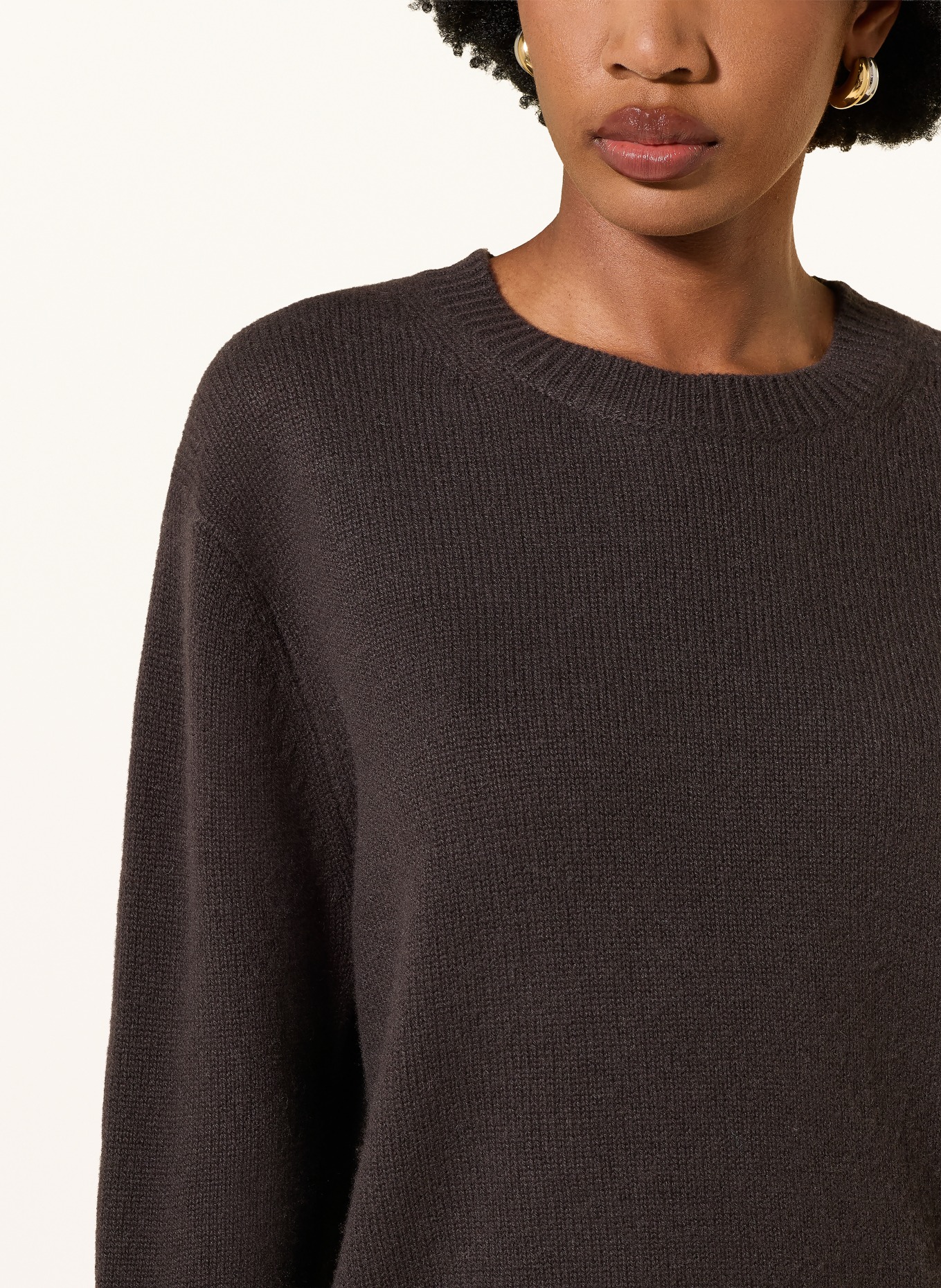 (THE MERCER) N.Y. Cashmere sweater with 3/4 sleeves: DARK BROWN