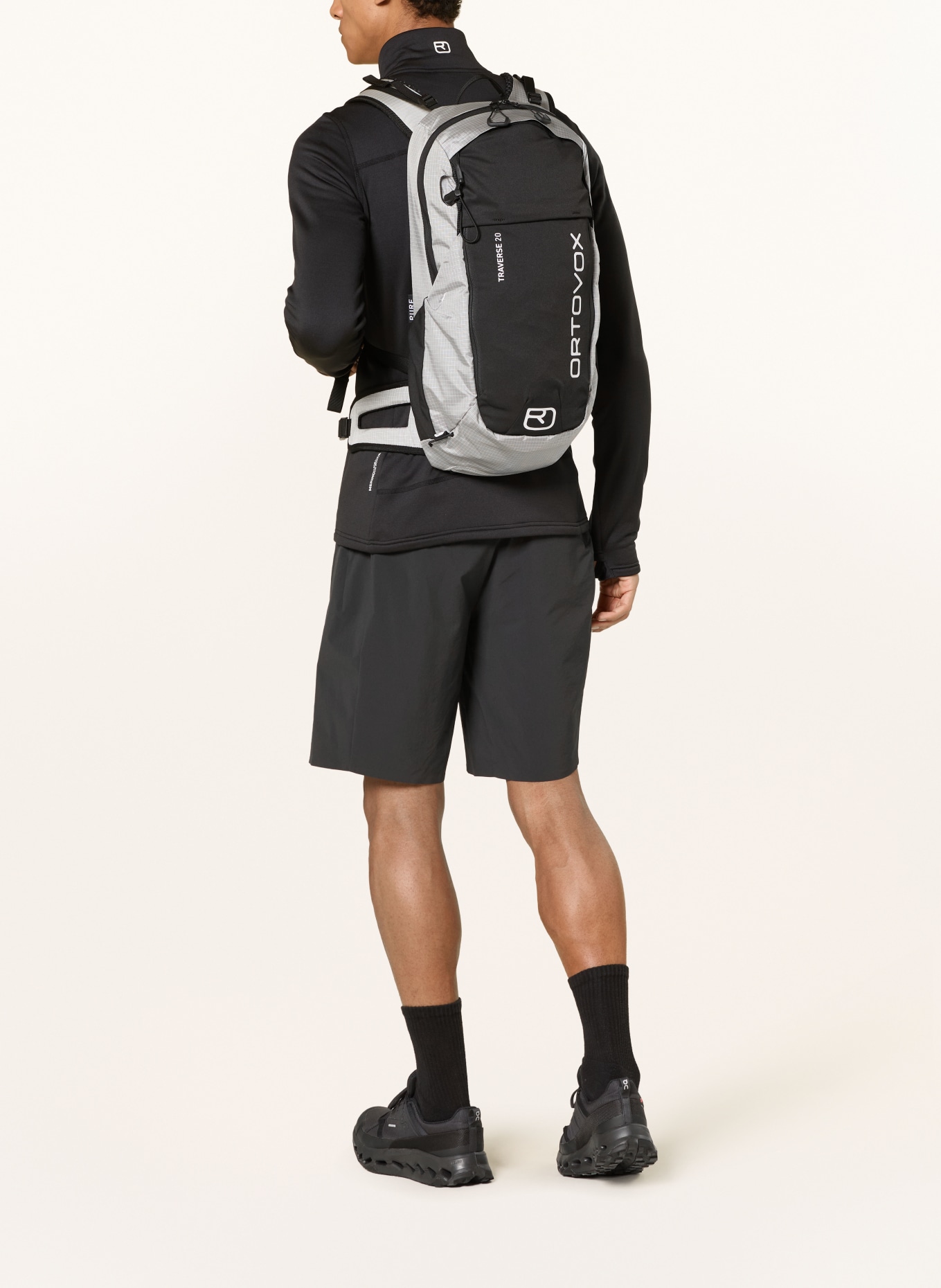 ORTOVOX TRAVERSE PURE 20 Backpack: GRAY / WHITE / BLACK