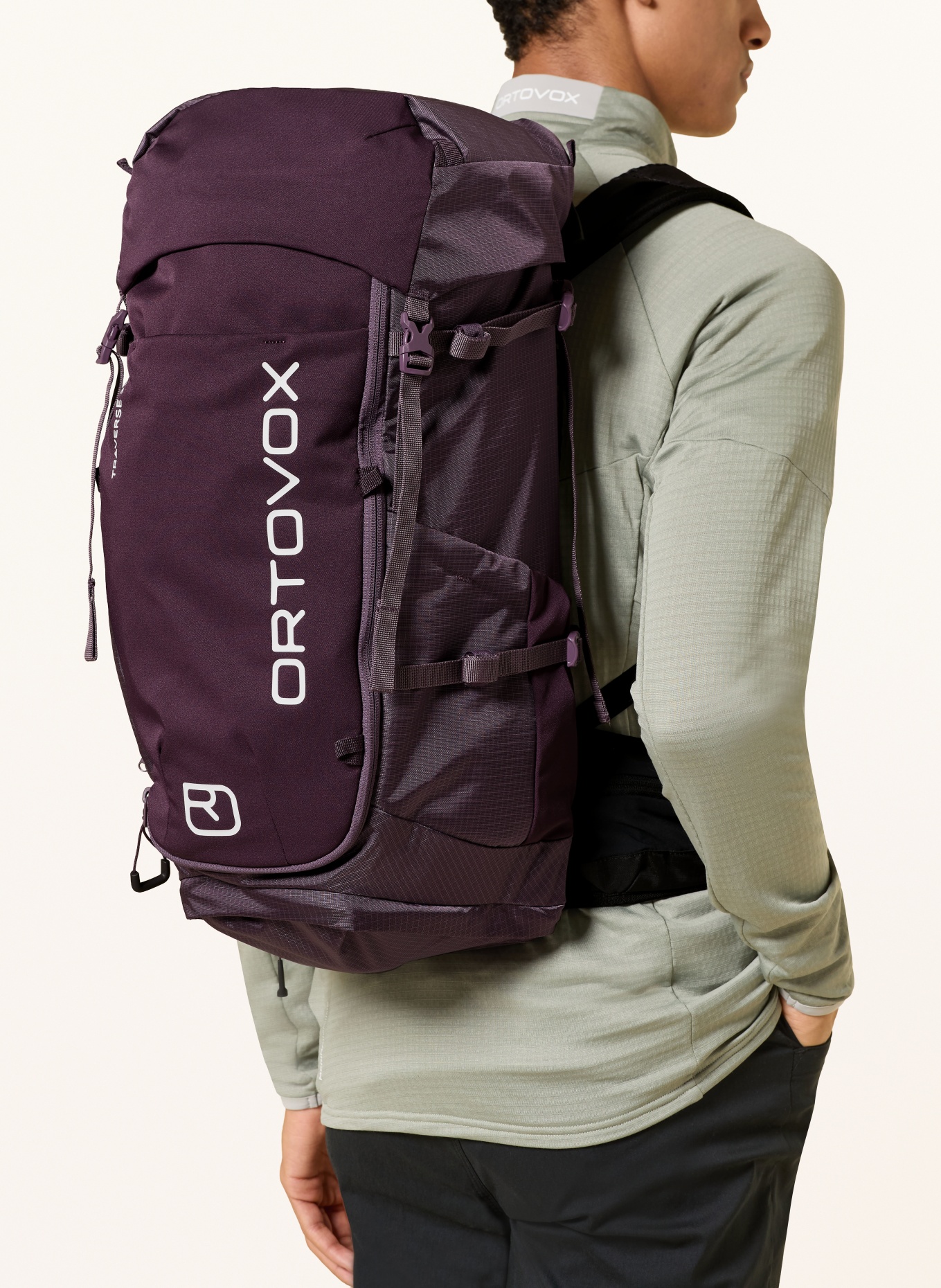 ORTOVOX Batoh TRAVERSE 38 S, 38 l: FIALOVÁ / BÍLÁ / ČERNÁ