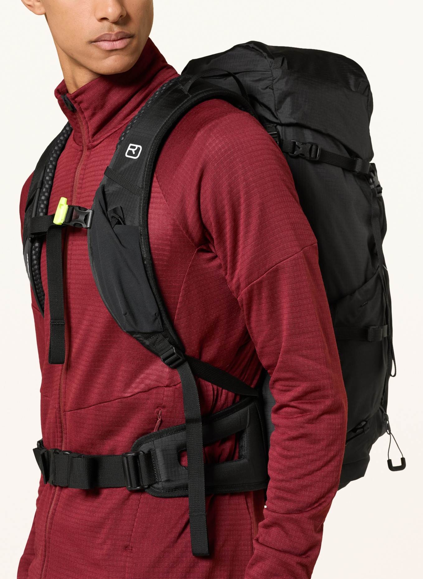 ORTOVOX Rucksack TRAVERSE 40: SCHWARZ / WEISS