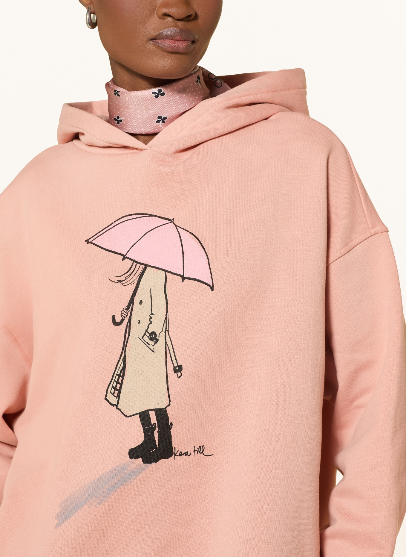 kera till Hoodie: ROSE / BLACK