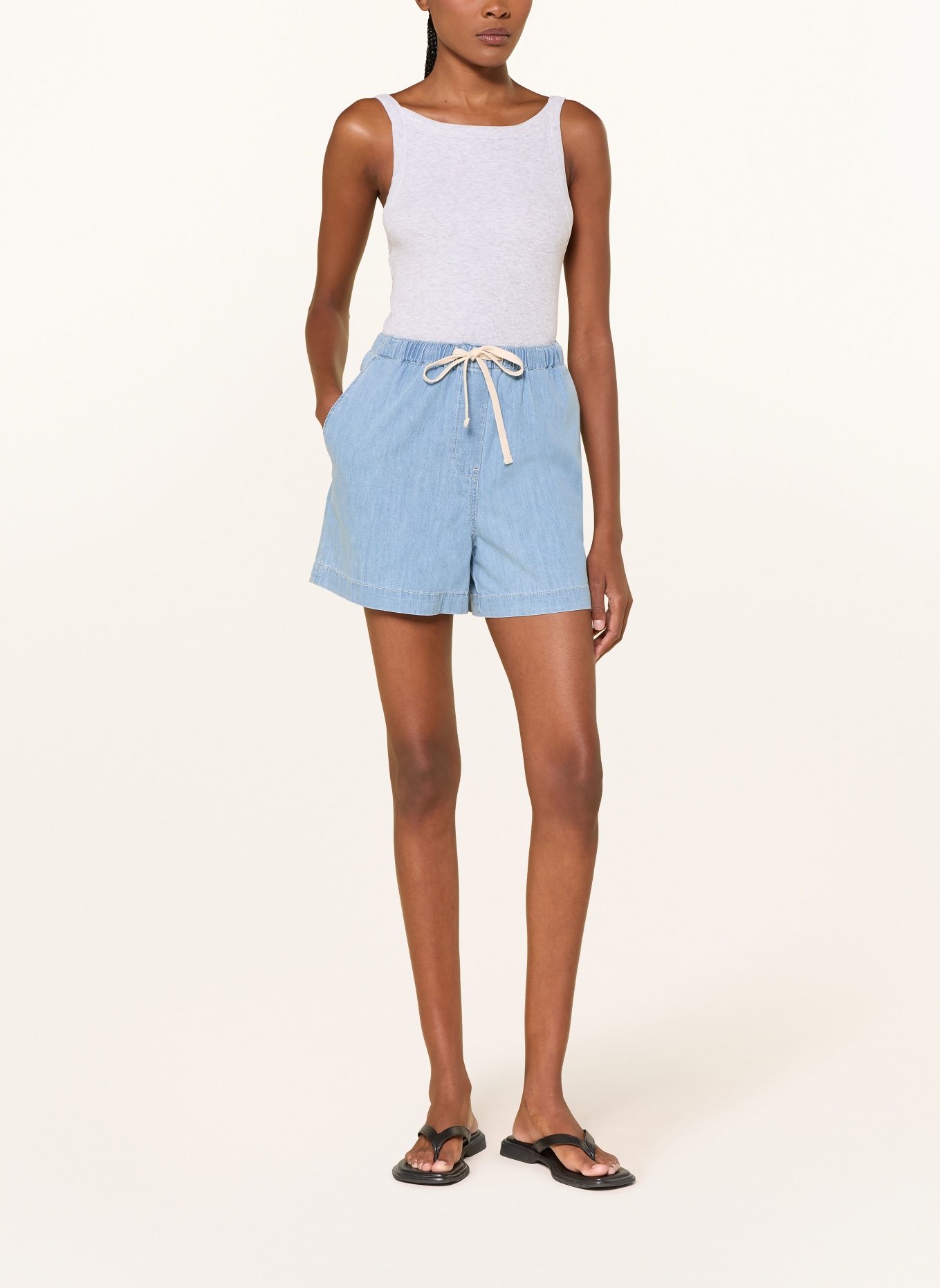 Juvia ALISIA Top: LIGHT GRAY