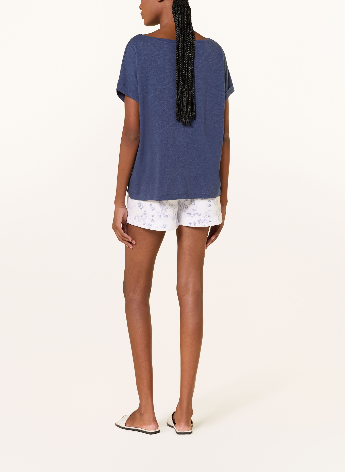 Juvia Sweatshorts MARCY: BLAU / WEISS
