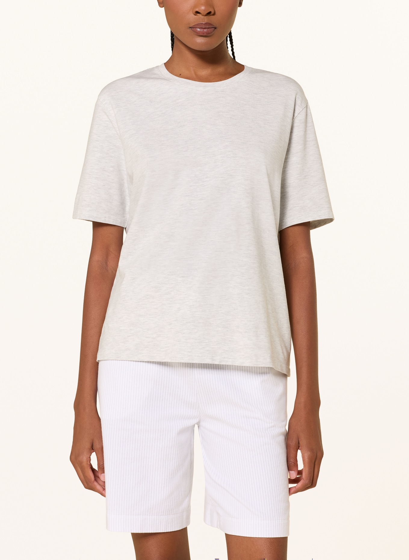 Juvia T-shirt OLIVERA: LYSEGRÅ