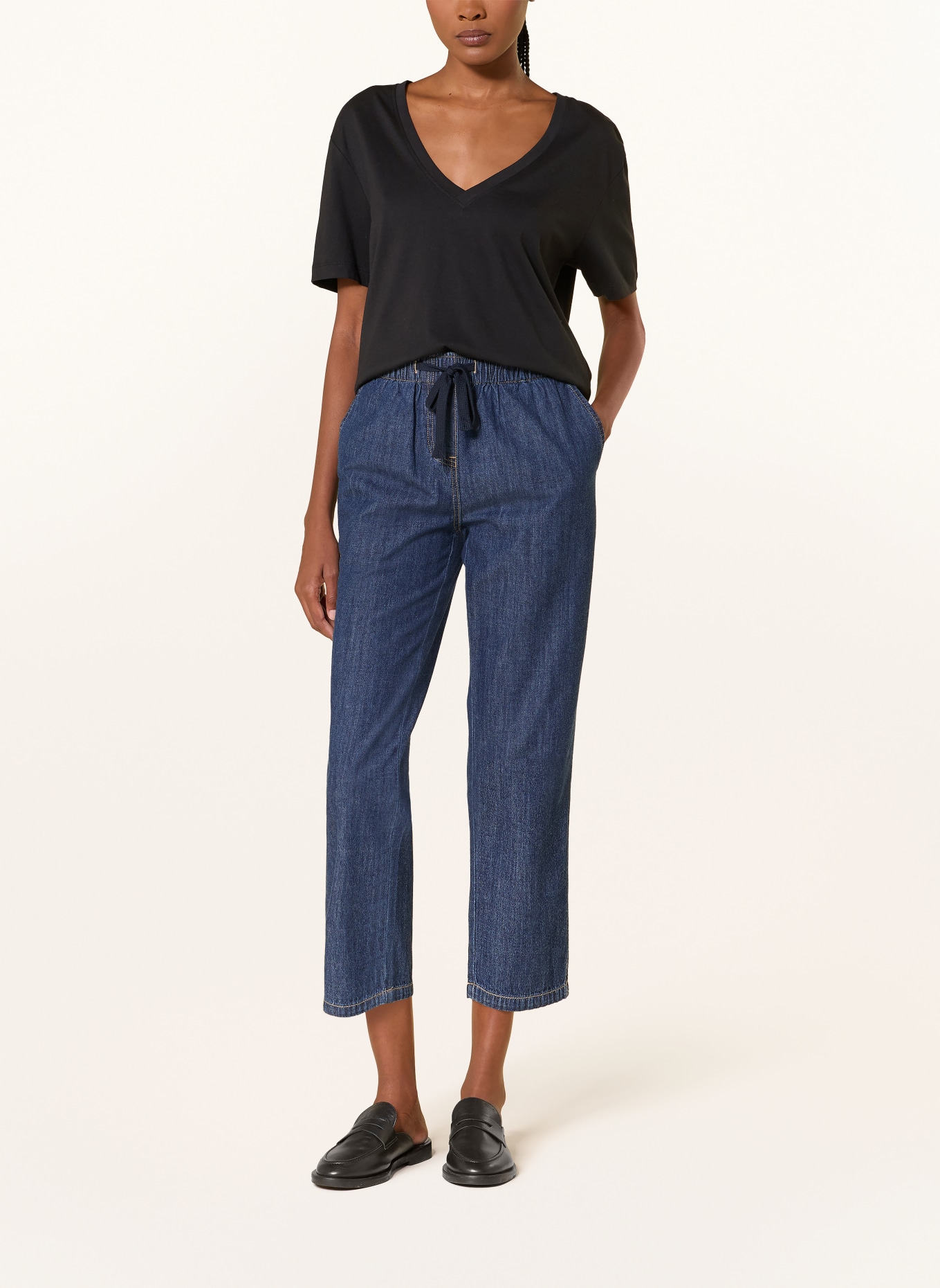 Juvia Koszulka LEEVKE: CZARNY