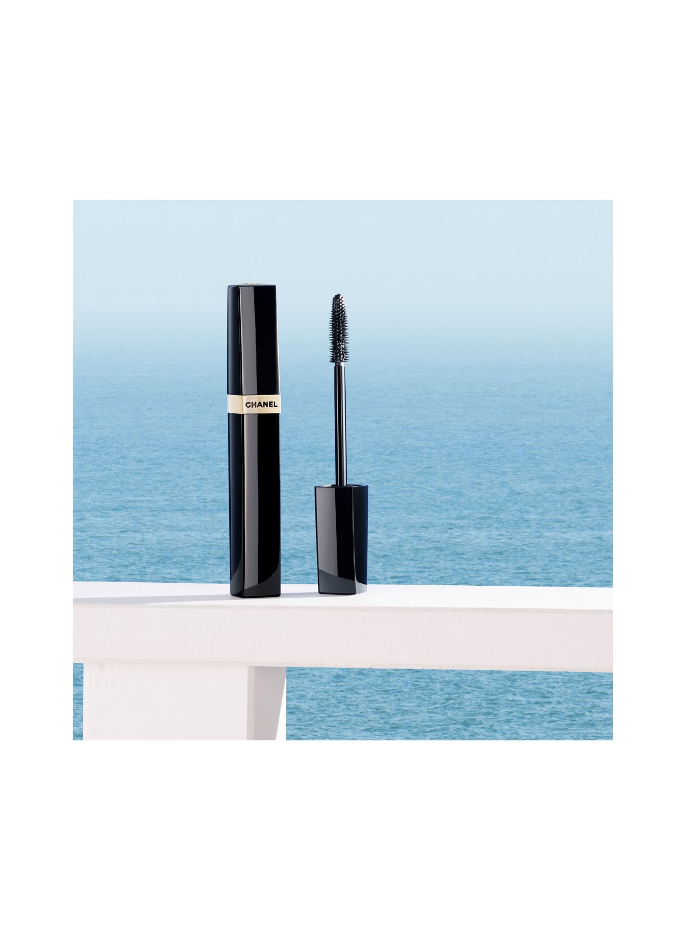CHANEL LES BEIGES MASCARA: 20 DEEP BROWN