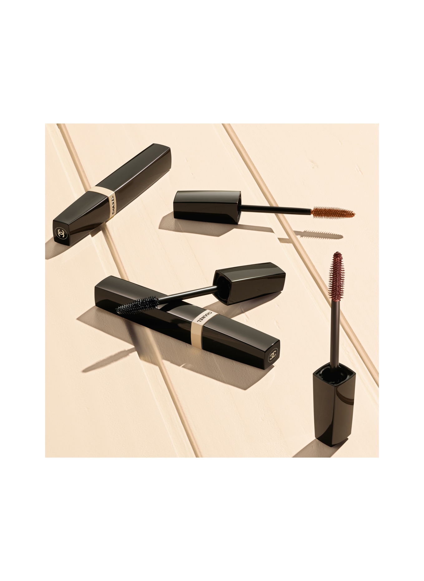 CHANEL LES BEIGES MASCARA: 20 DEEP BROWN