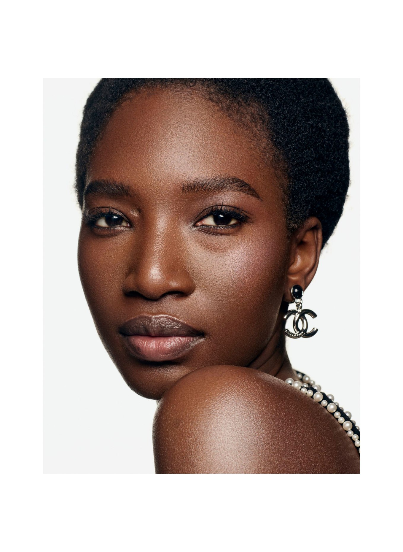 CHANEL LES BEIGES ILLUMINATEUR BELLE MINE: SUMMER GLEAM