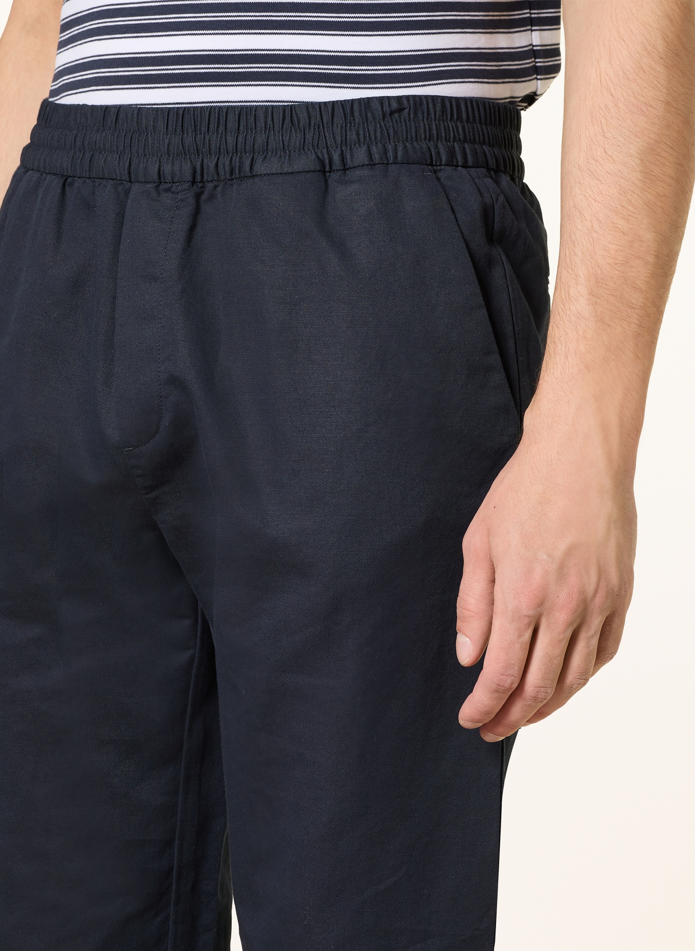 Sunspel Chino Regular Fit: DUNKELBLAU