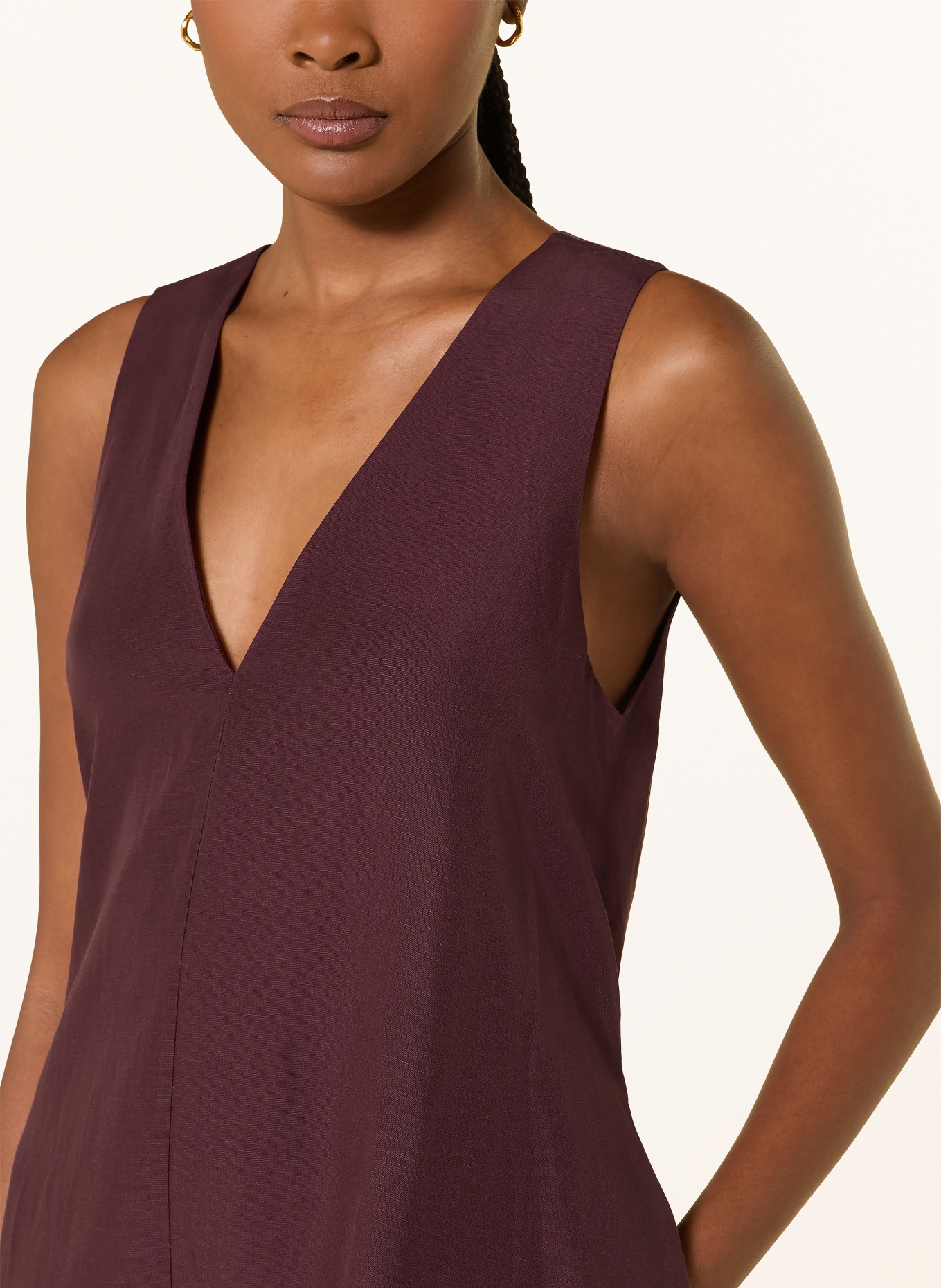 COS Šaty: TMAVĚ ČERVENÁ