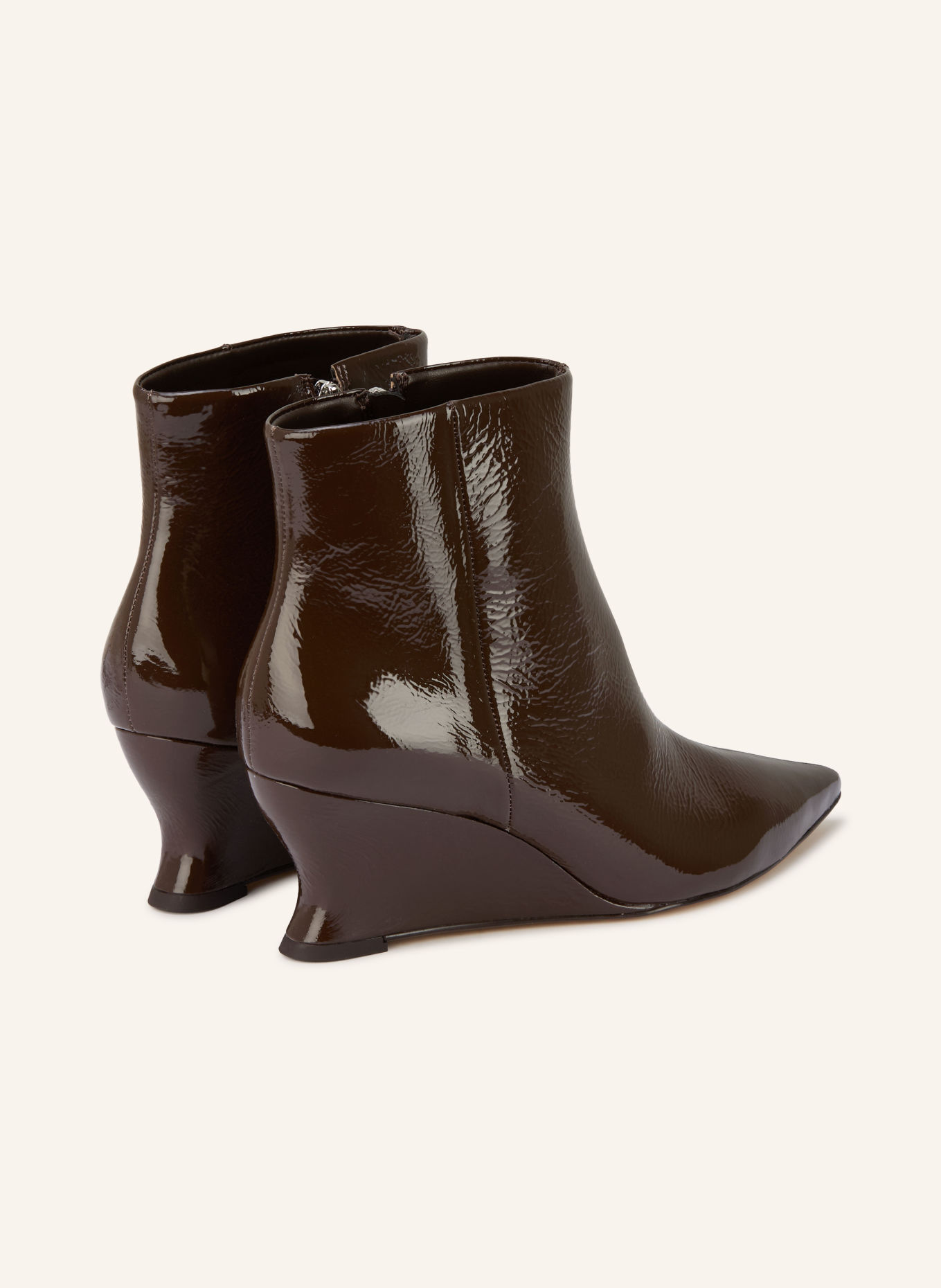 CARRANO Laklaarsjes: BRUIN