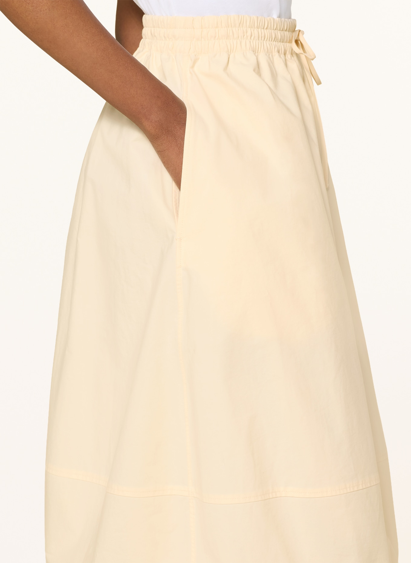 ARKET Rok: LICHTGEEL