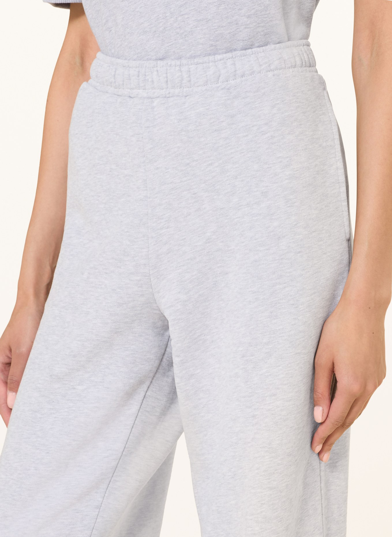 ARKET Spodnie dresowe BELLA: SZARY