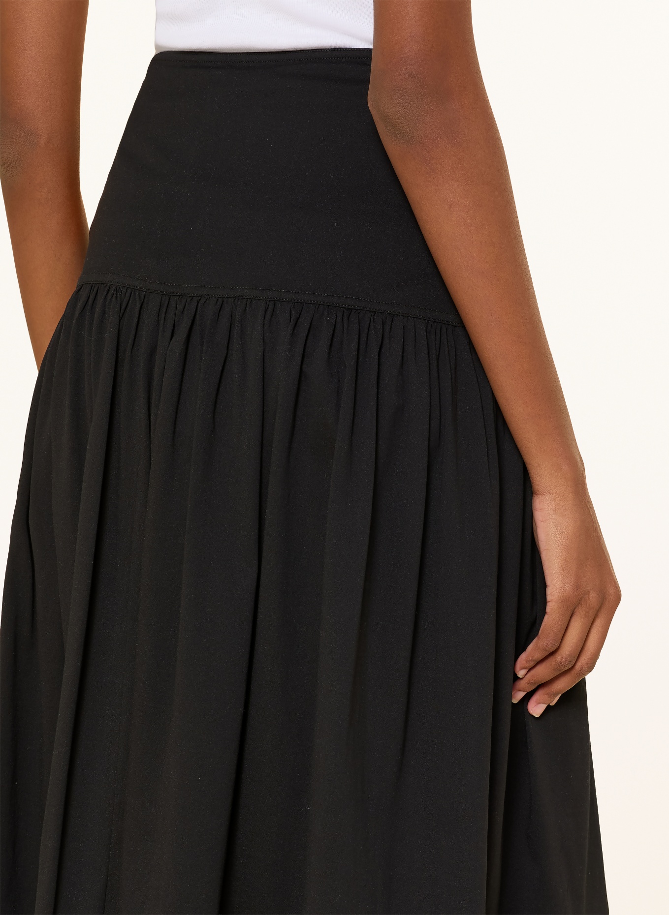 ARKET Sukně: ČERNÁ