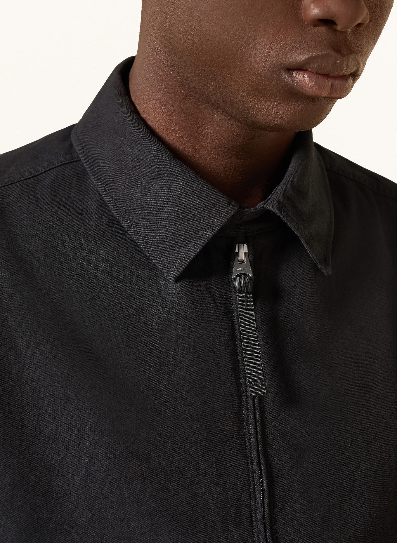 ARKET Jacke: SCHWARZ