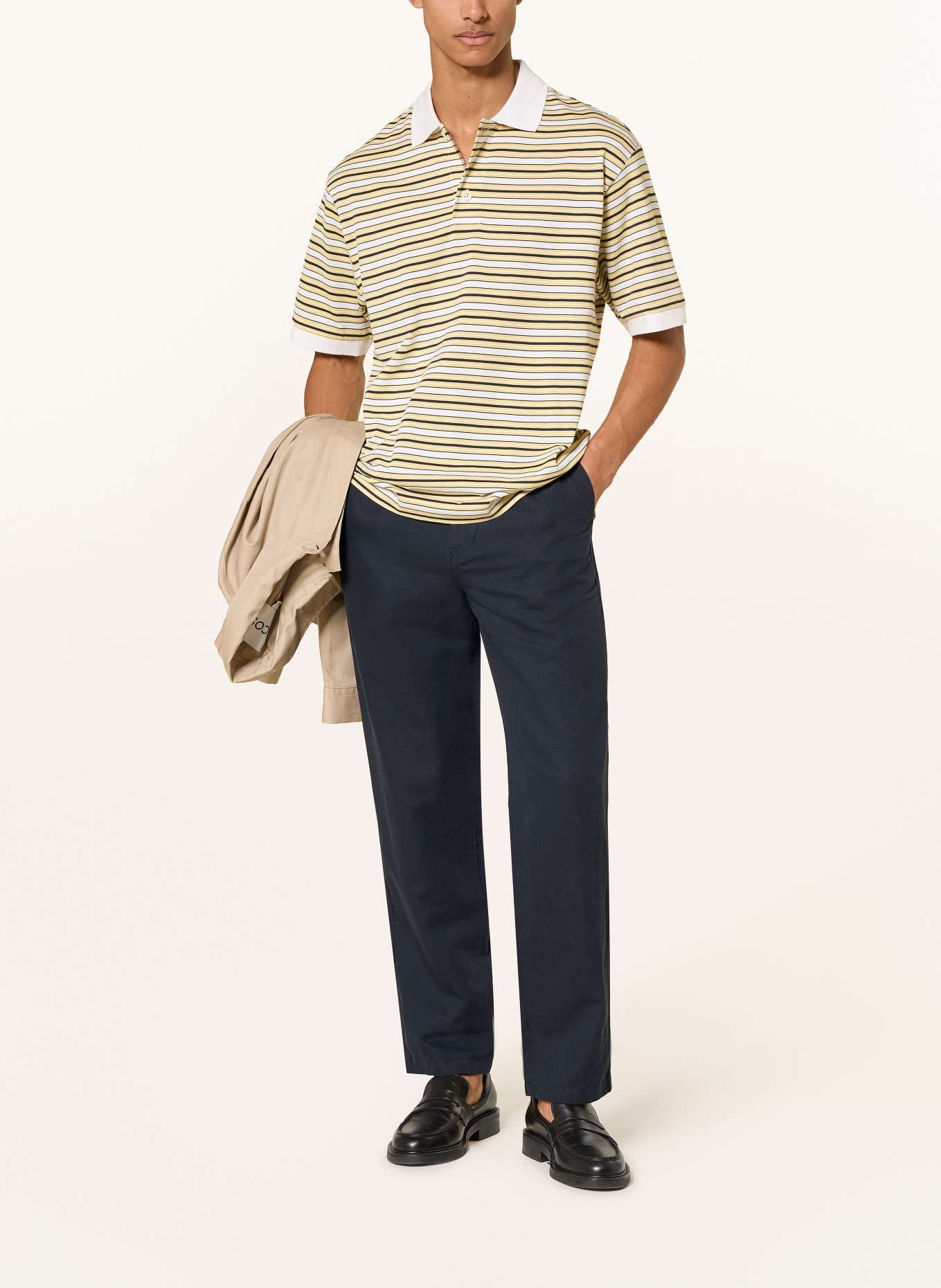 ARKET Spodnie chino o regularnym kroju: GRANATOWY