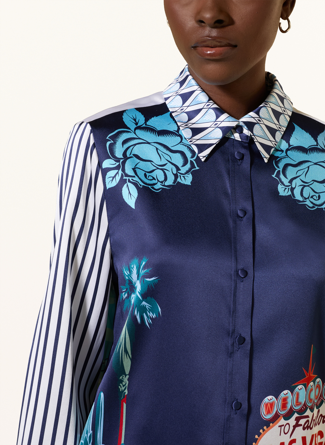 HERZENS Silk blouse: DARK BLUE / LIGHT BLUE / WHITE