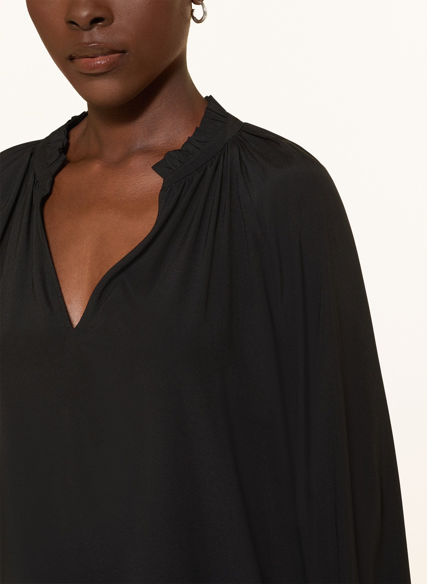 HERZENS Silk blouse: BLACK