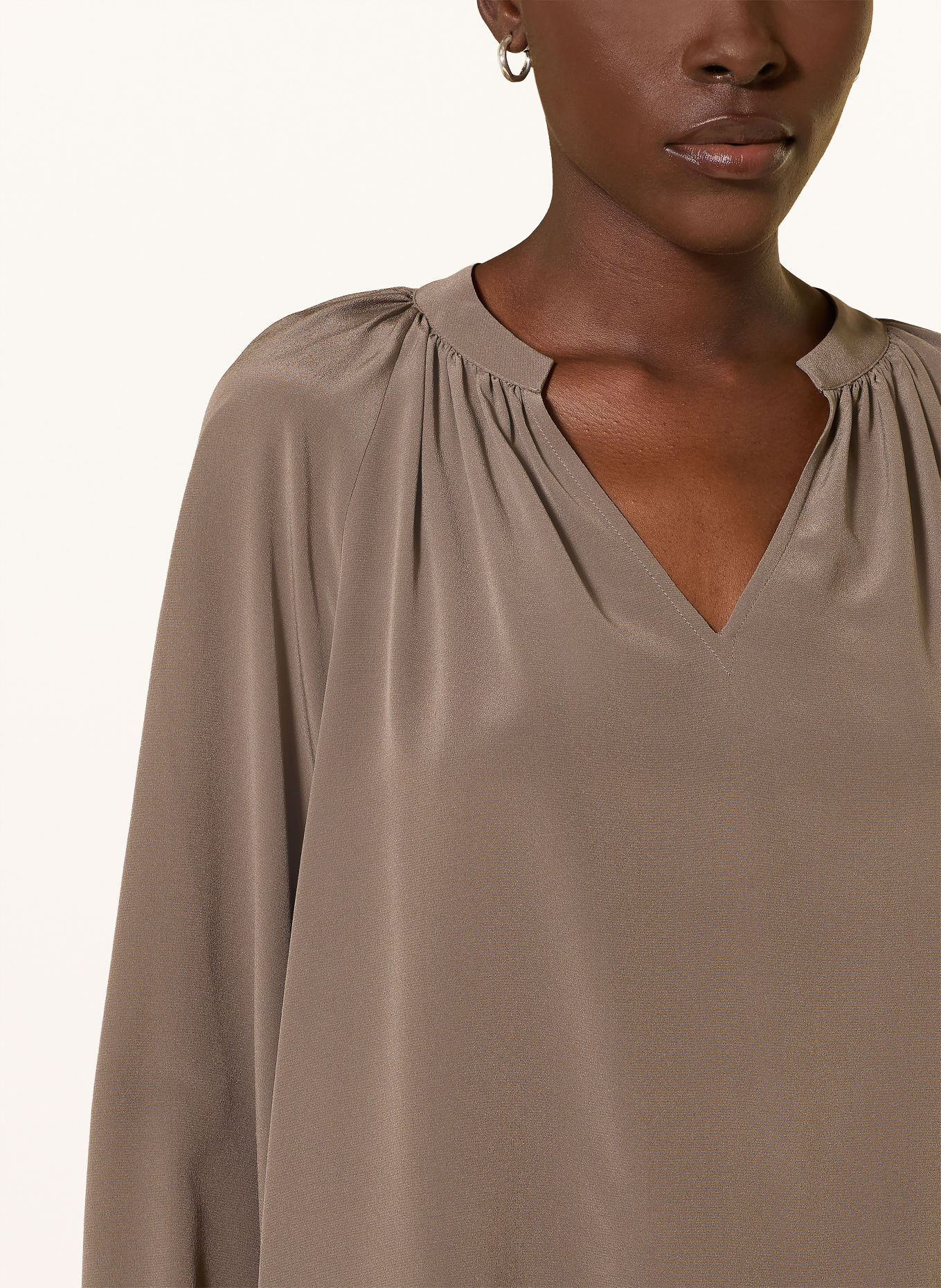 HERZENS Blusenshirt aus Seide: BRAUN