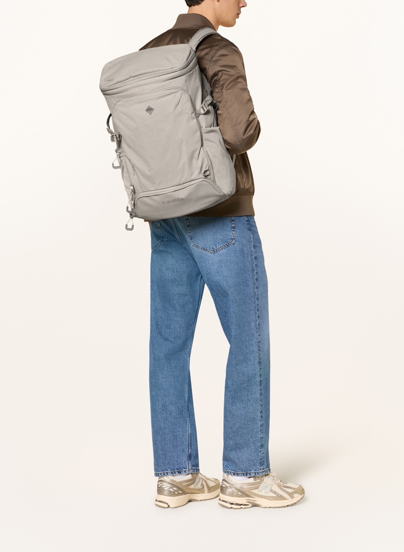 travelite Plecak VENTURE LINE XL 37 l z przegrodą na laptopa: BEŻOWY