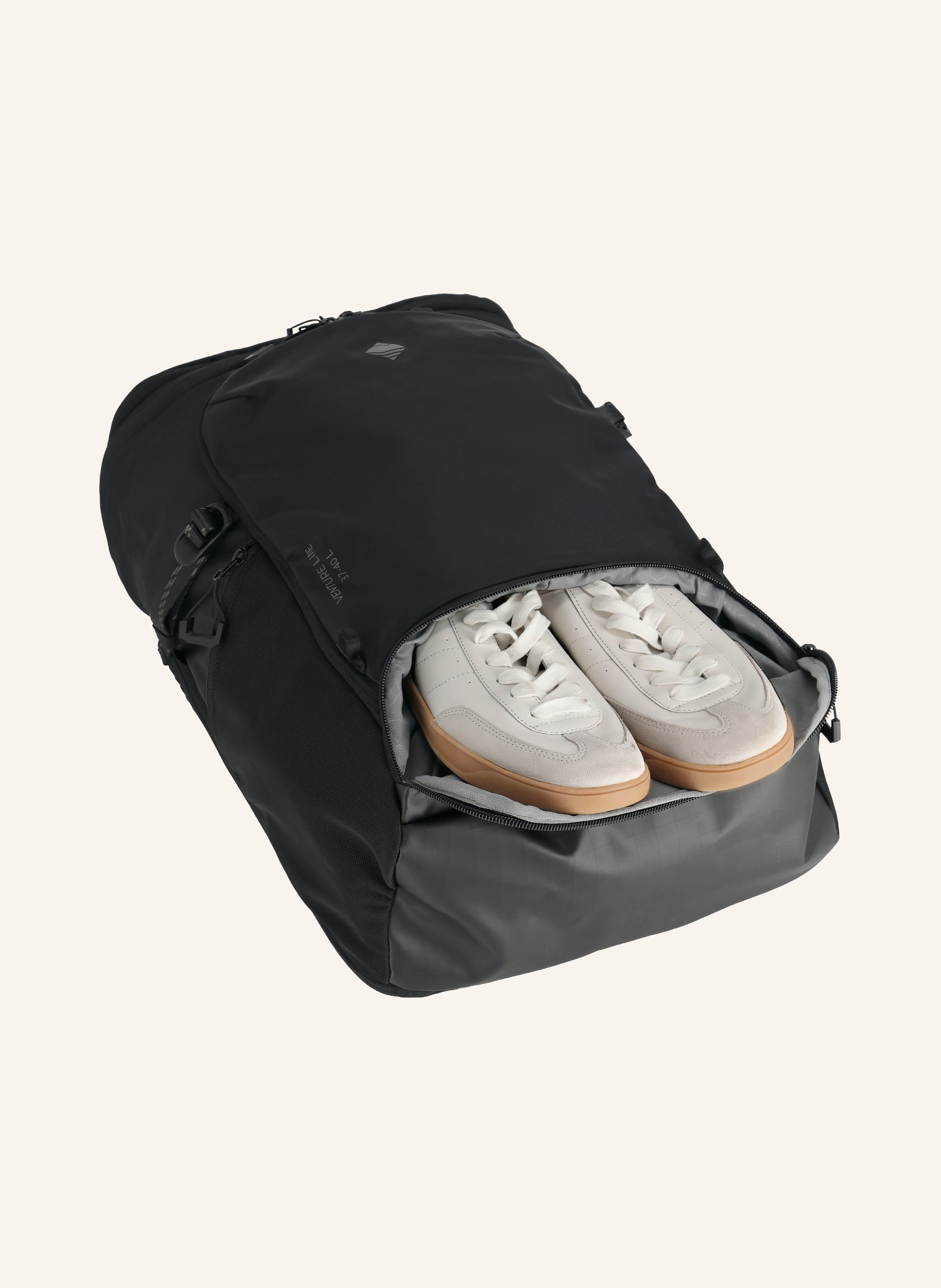 travelite Rugzak VENTURE LINE XL 37 l met laptopvak: ZWART