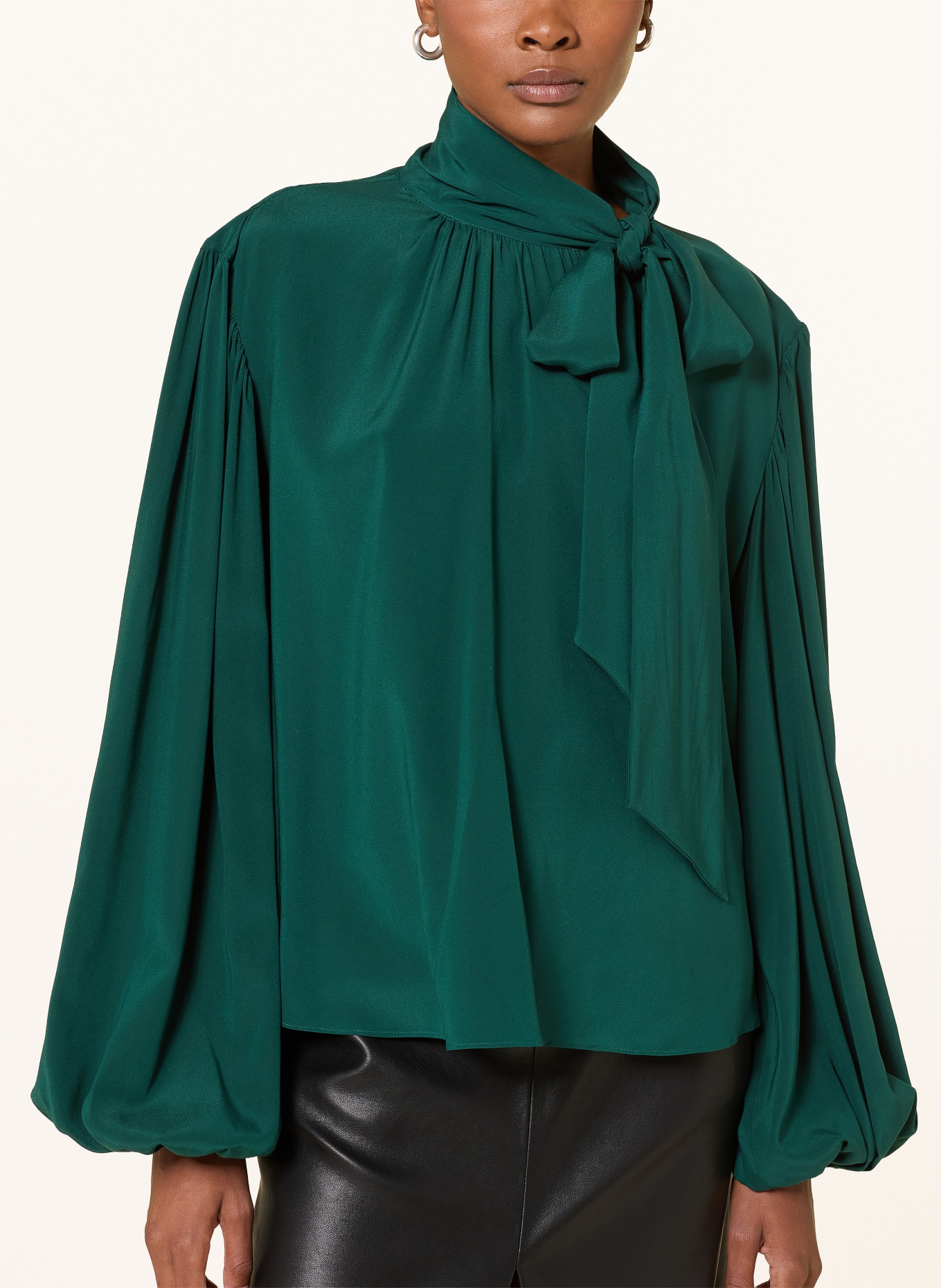 Alcidia da Veiga Zijden blouse met strik: DONKERGROEN