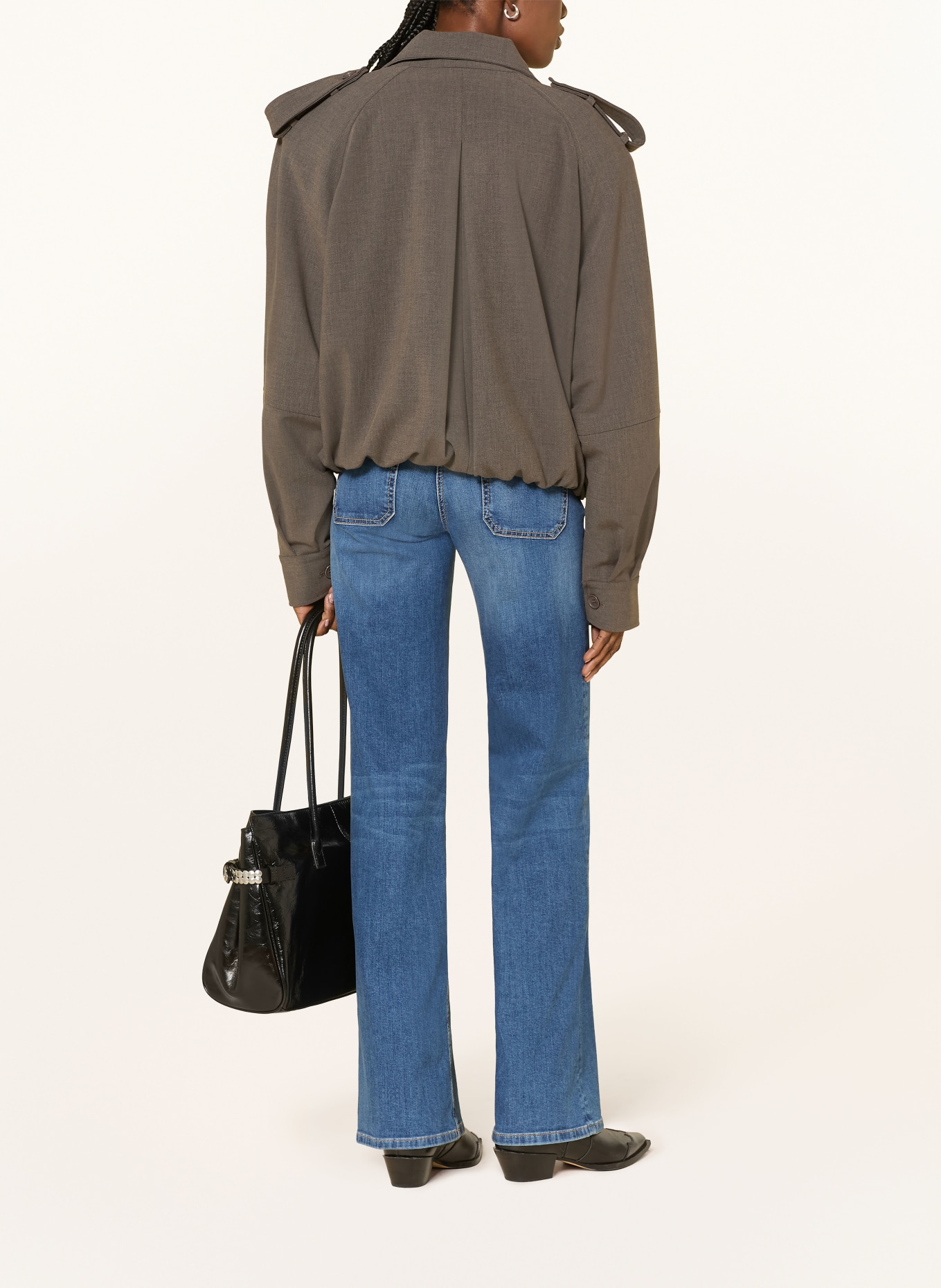 CAMBIO Flared Leg Jeans AMARA: 5133 feminine contrast