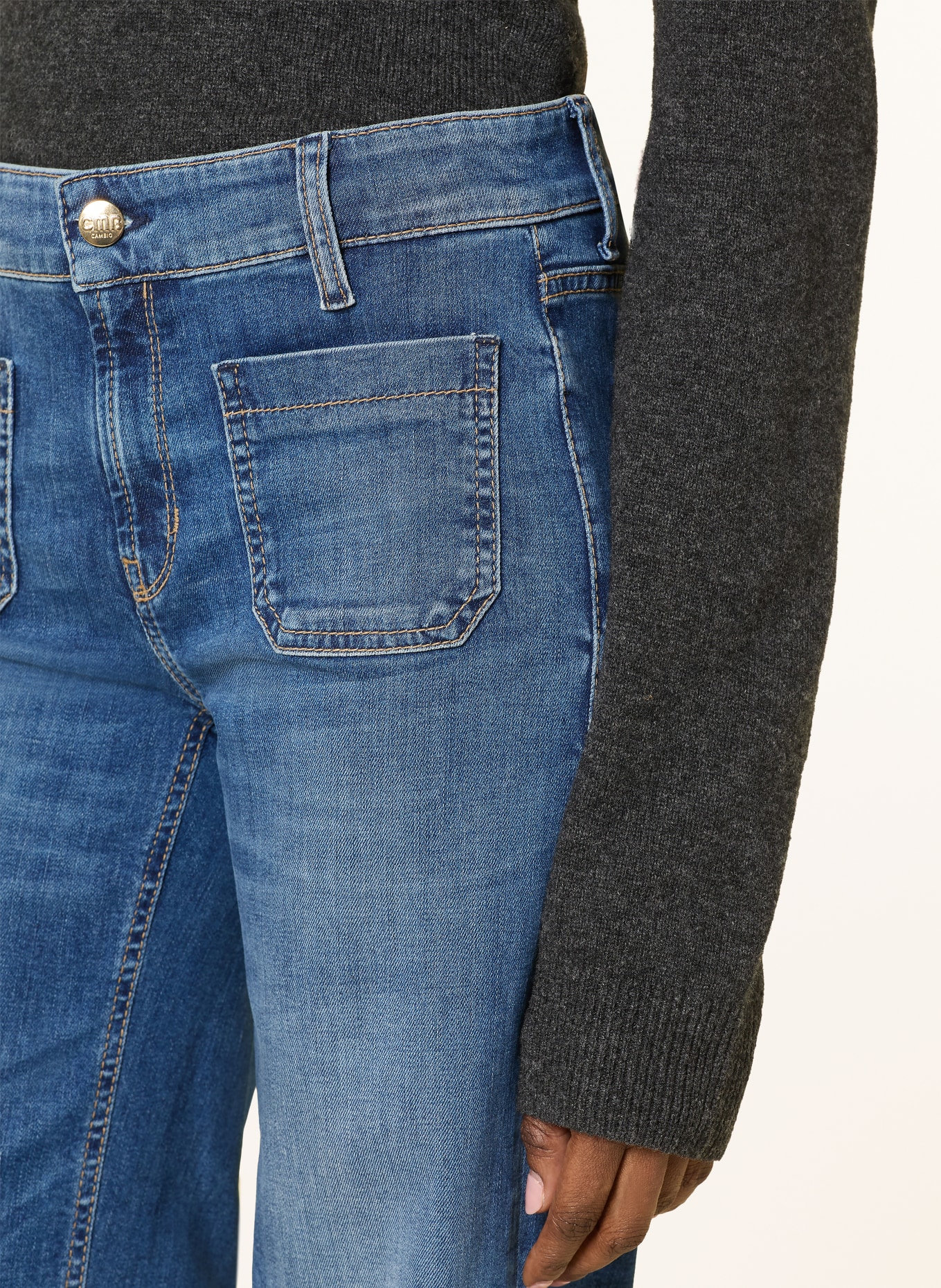 CAMBIO Flared Leg Jeans AMARA: 5133 feminine contrast