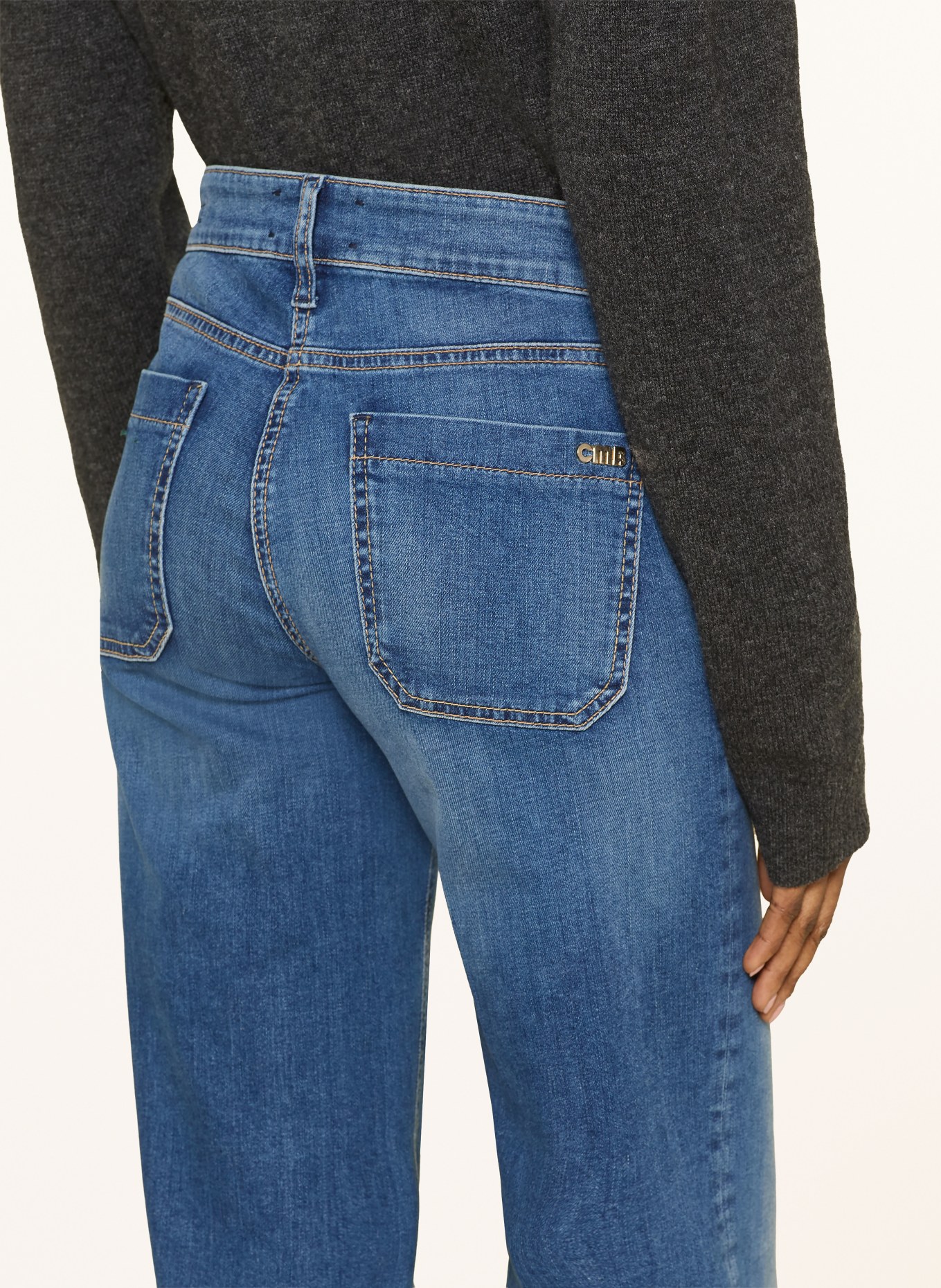 CAMBIO Flared Leg Jeans AMARA: 5133 feminine contrast